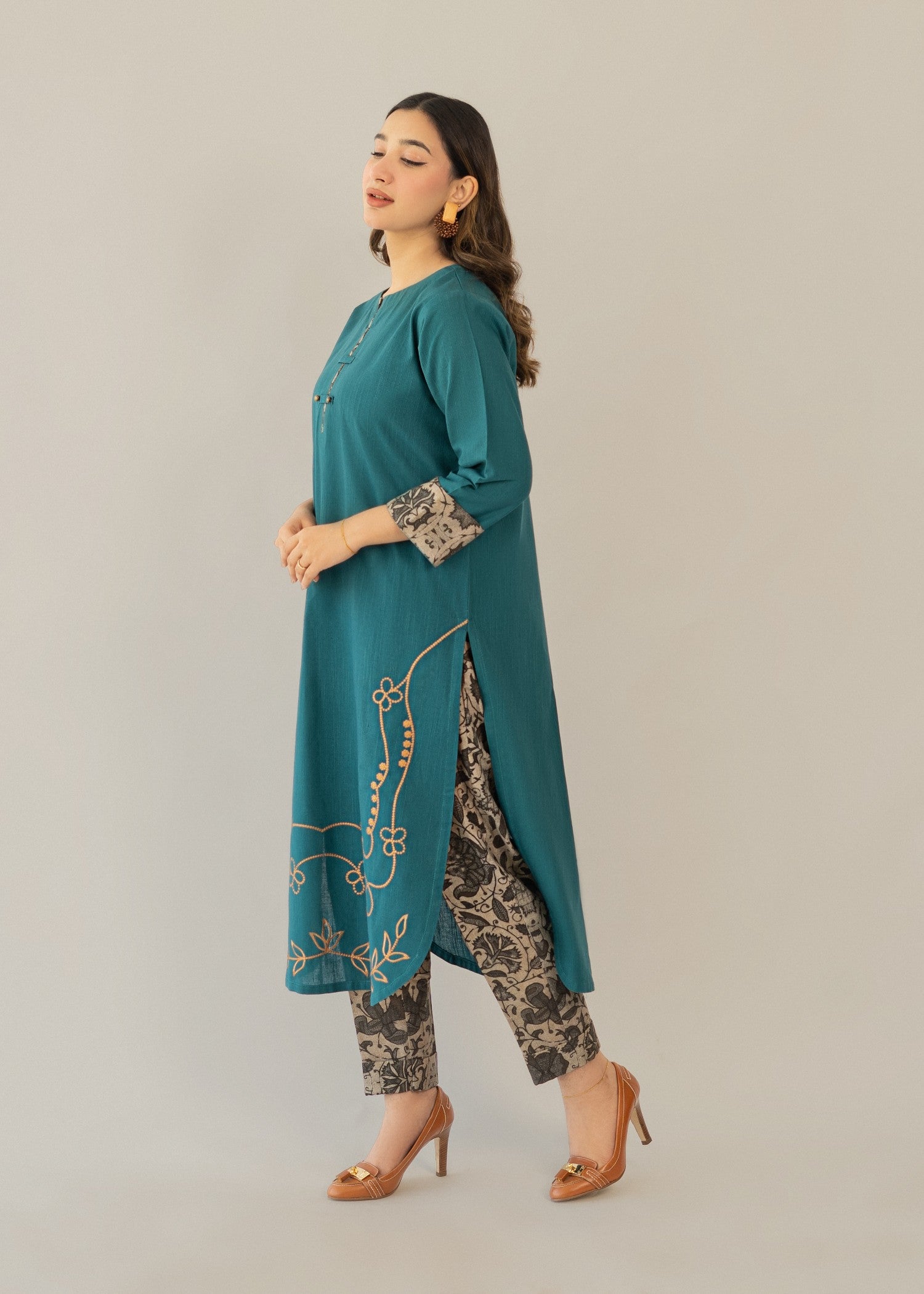 slub khaddar Kurta Set in Sea green