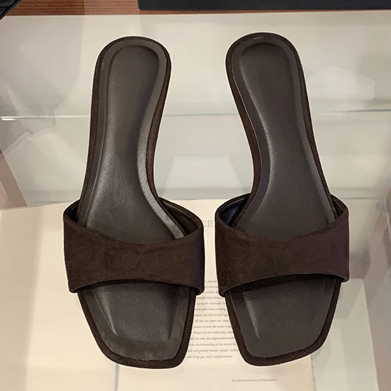 NEILY SLIPPERS