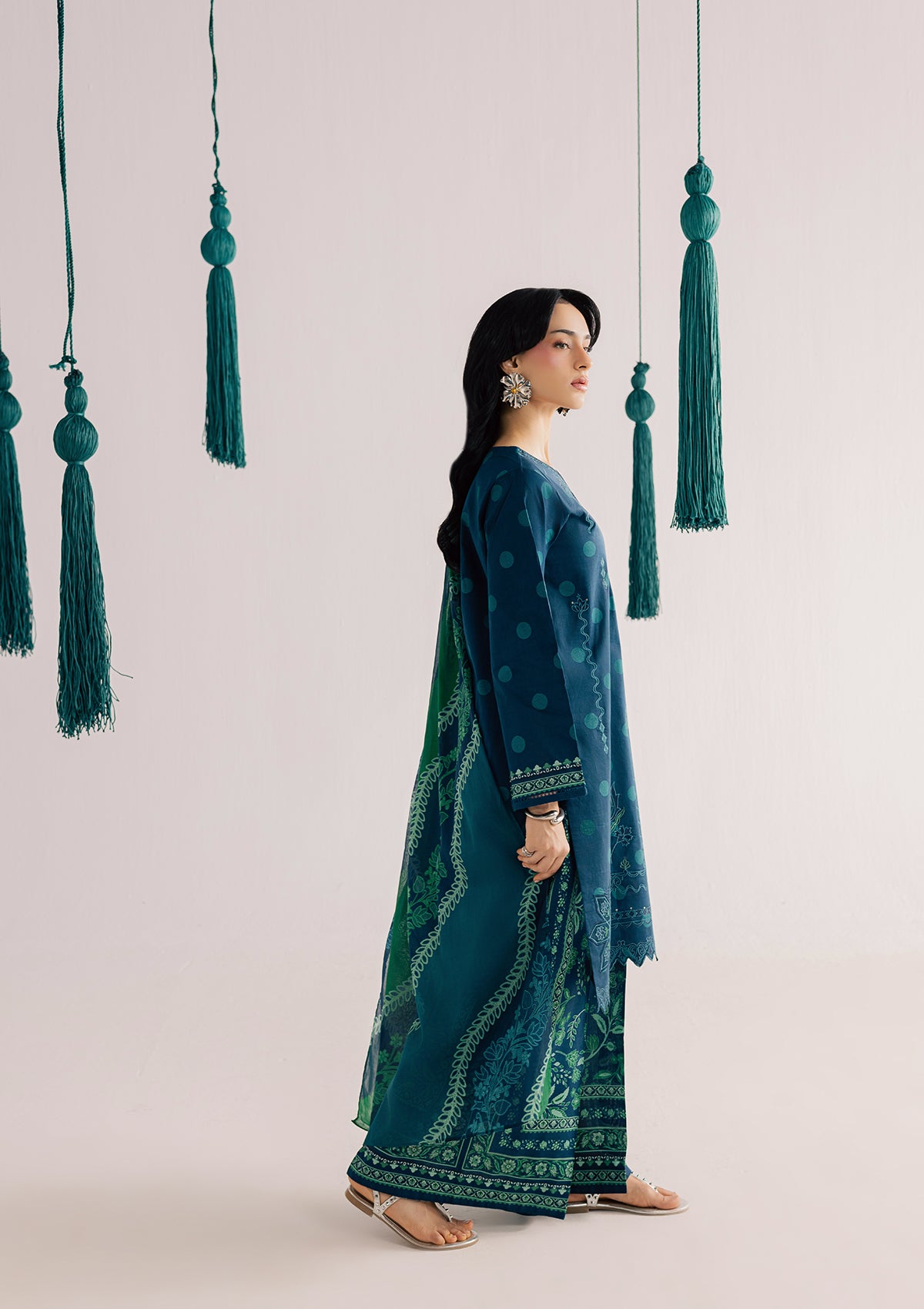 lawn Kurta Set in Prussian blue