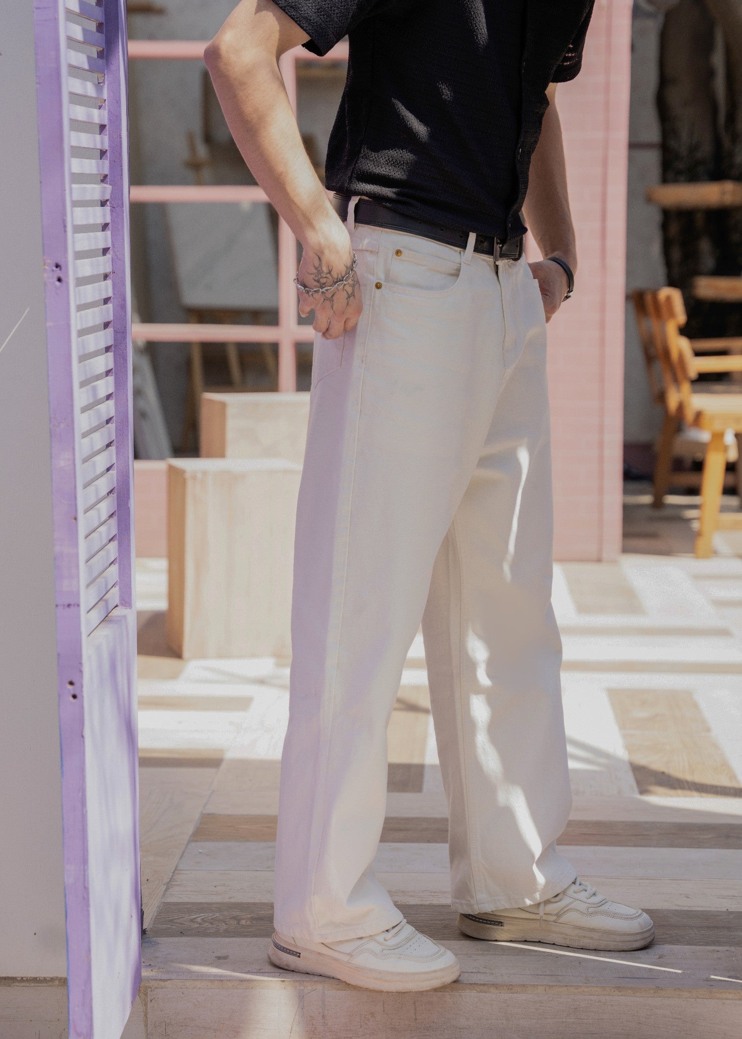 cotton Jeans in Off-white, snow