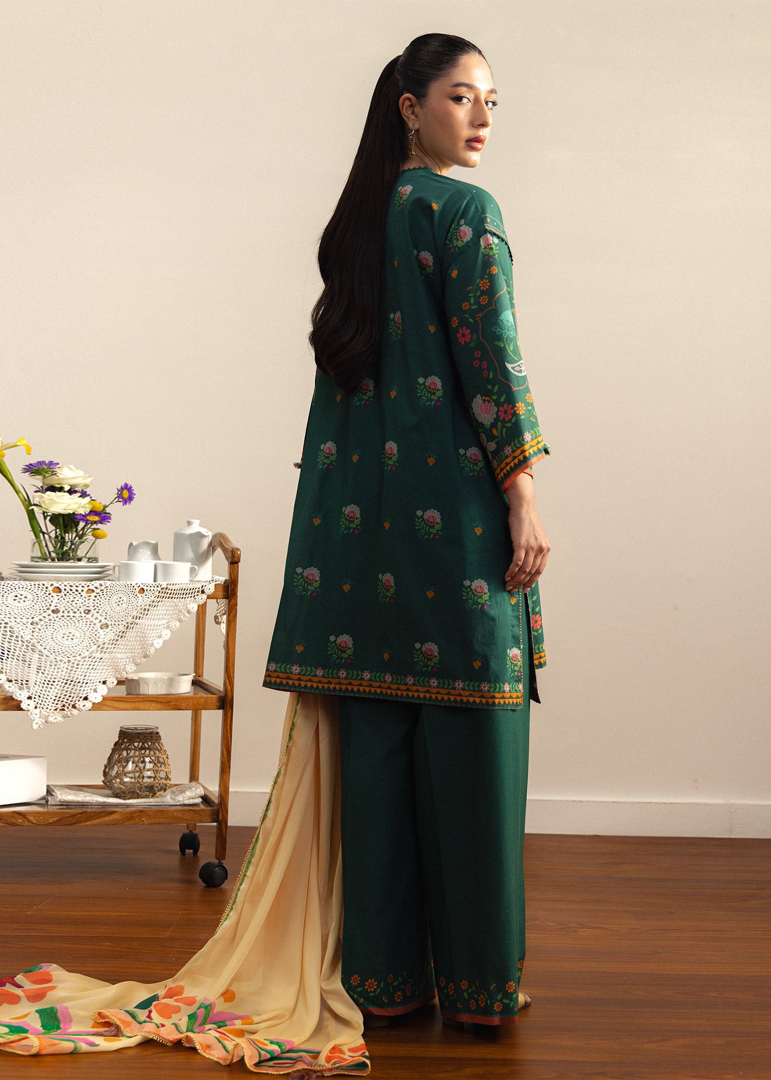 lawn Unstitched in Dark green
