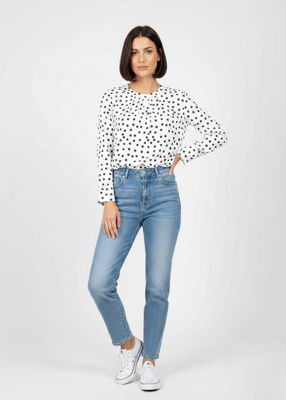 polyester Top in Black, white