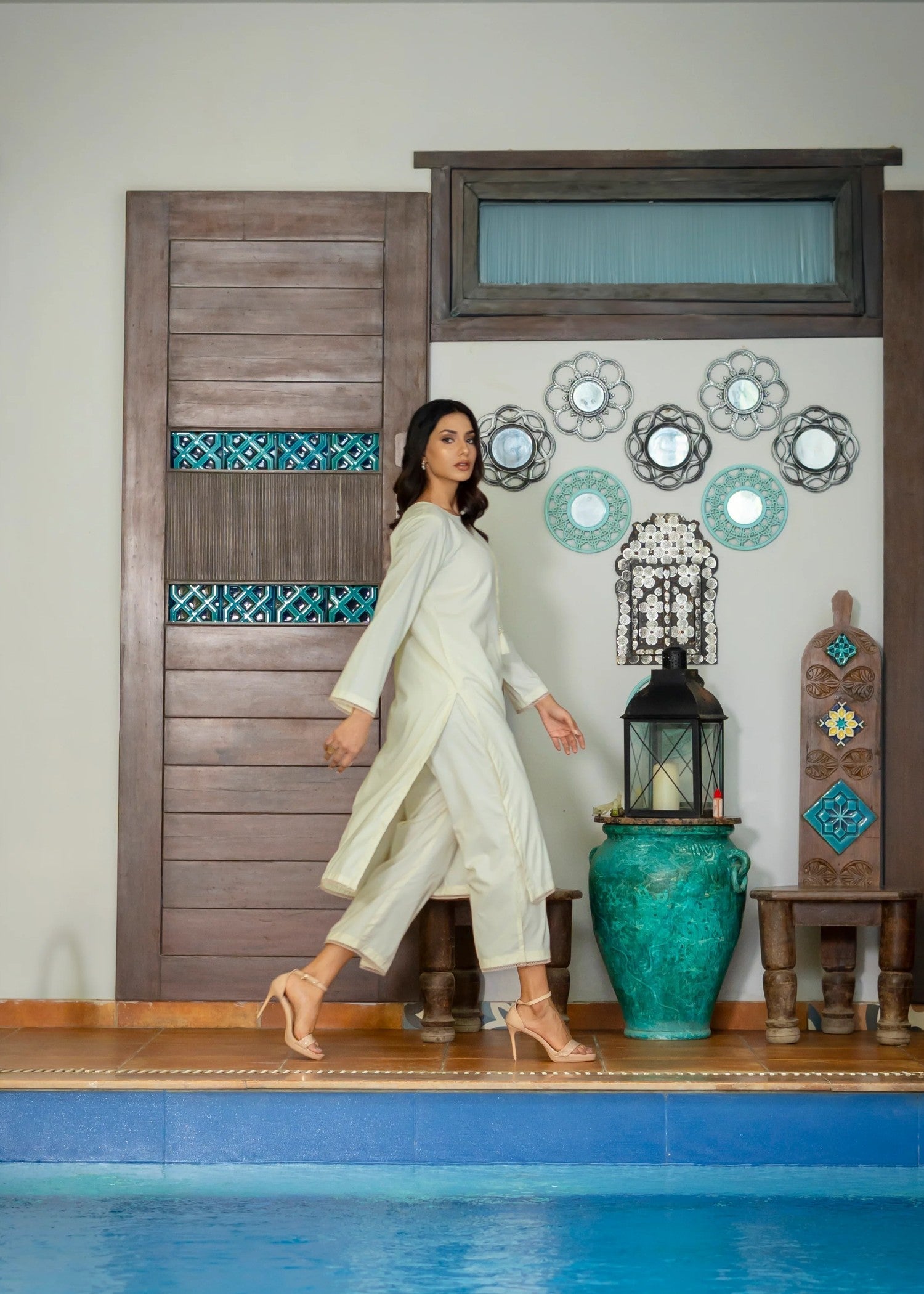 wash & wear Kurta Set in Off-white