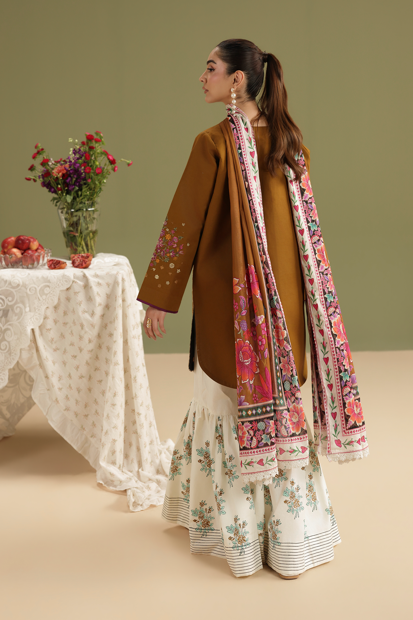 Jahaan Lawn Edit – J-01