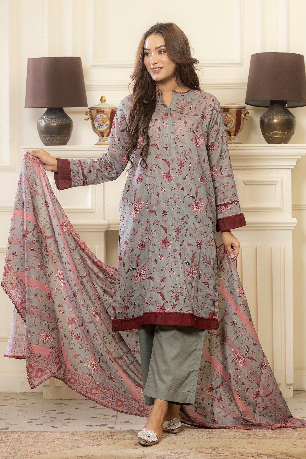 lawn voile Kurta Set in Ash grey