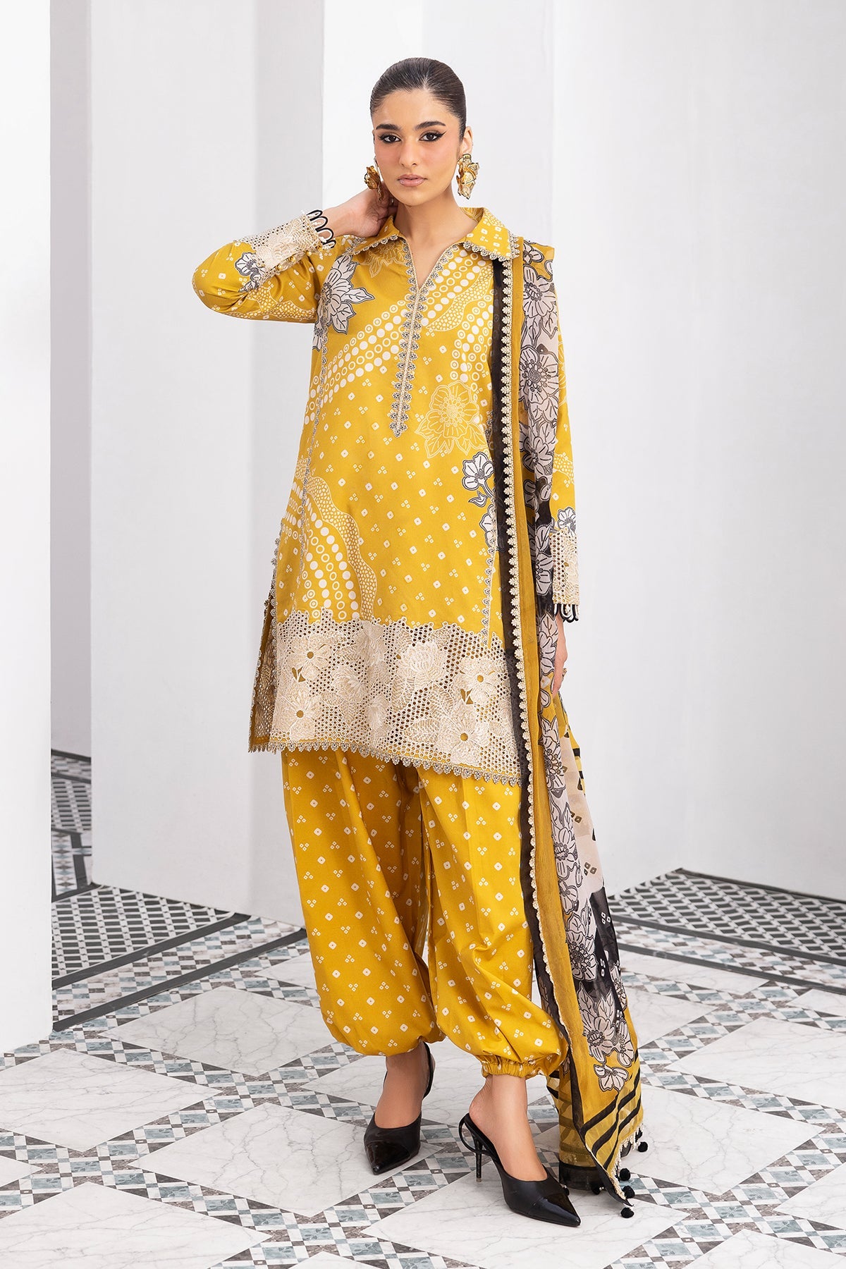 Rang-e-Bahar Lawn – CRB6-20