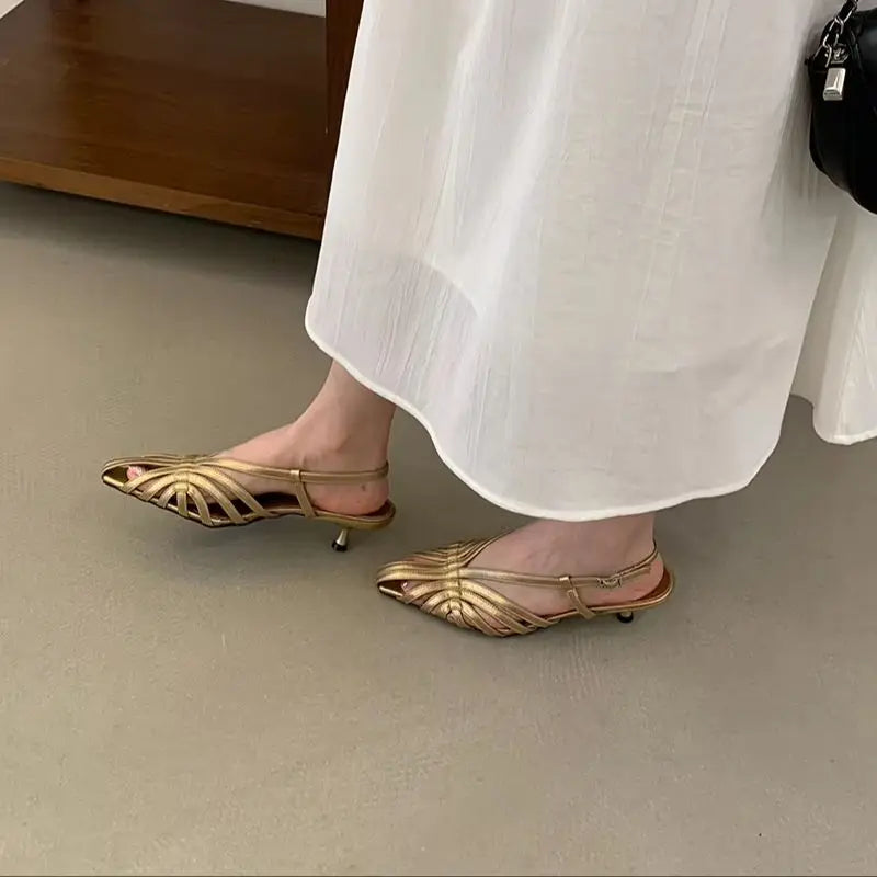 SELLY HEELS