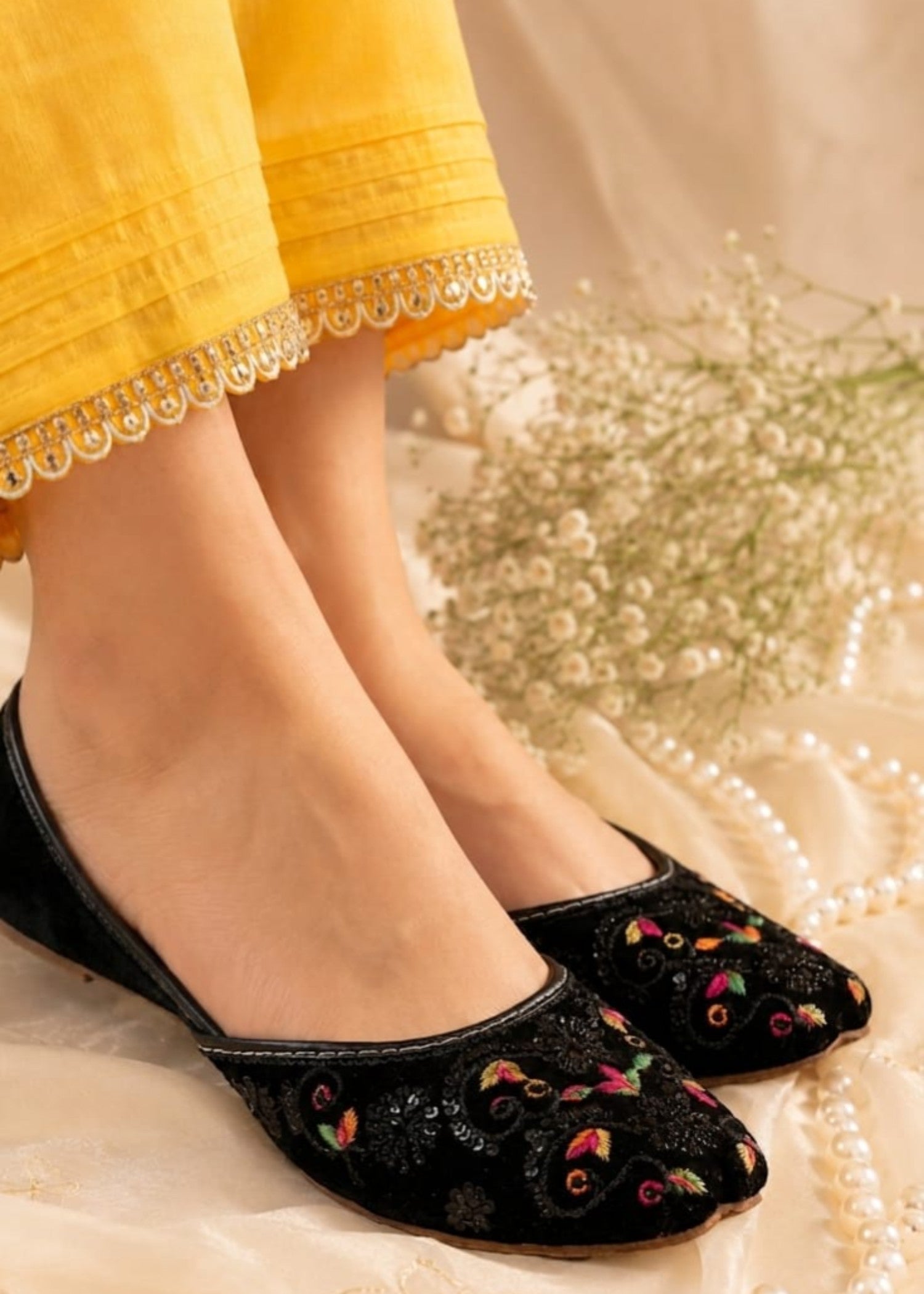 Khussa in Black by - High Quality Women Khussa RJJ8207