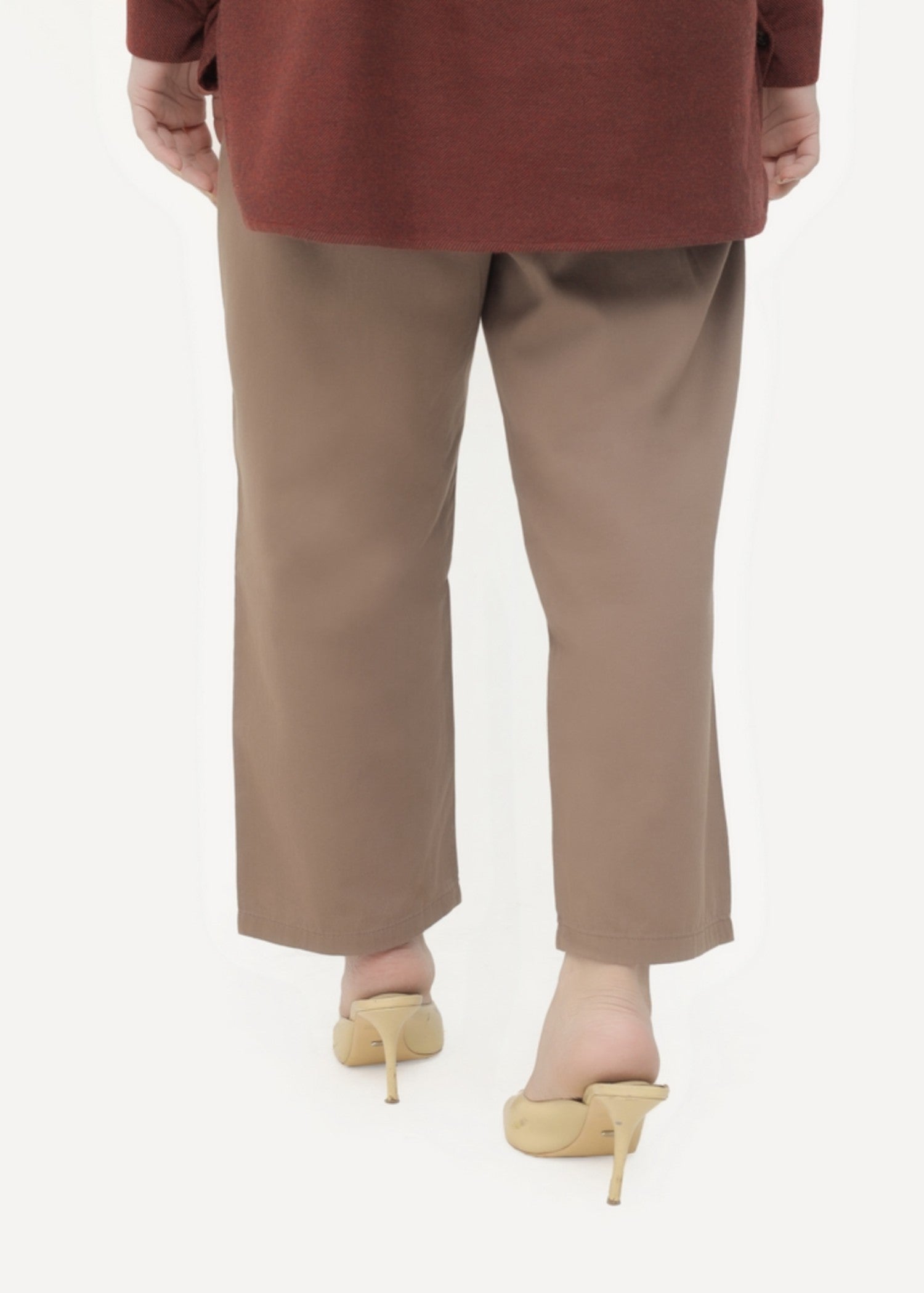 twill cotton Pants in Earth brown