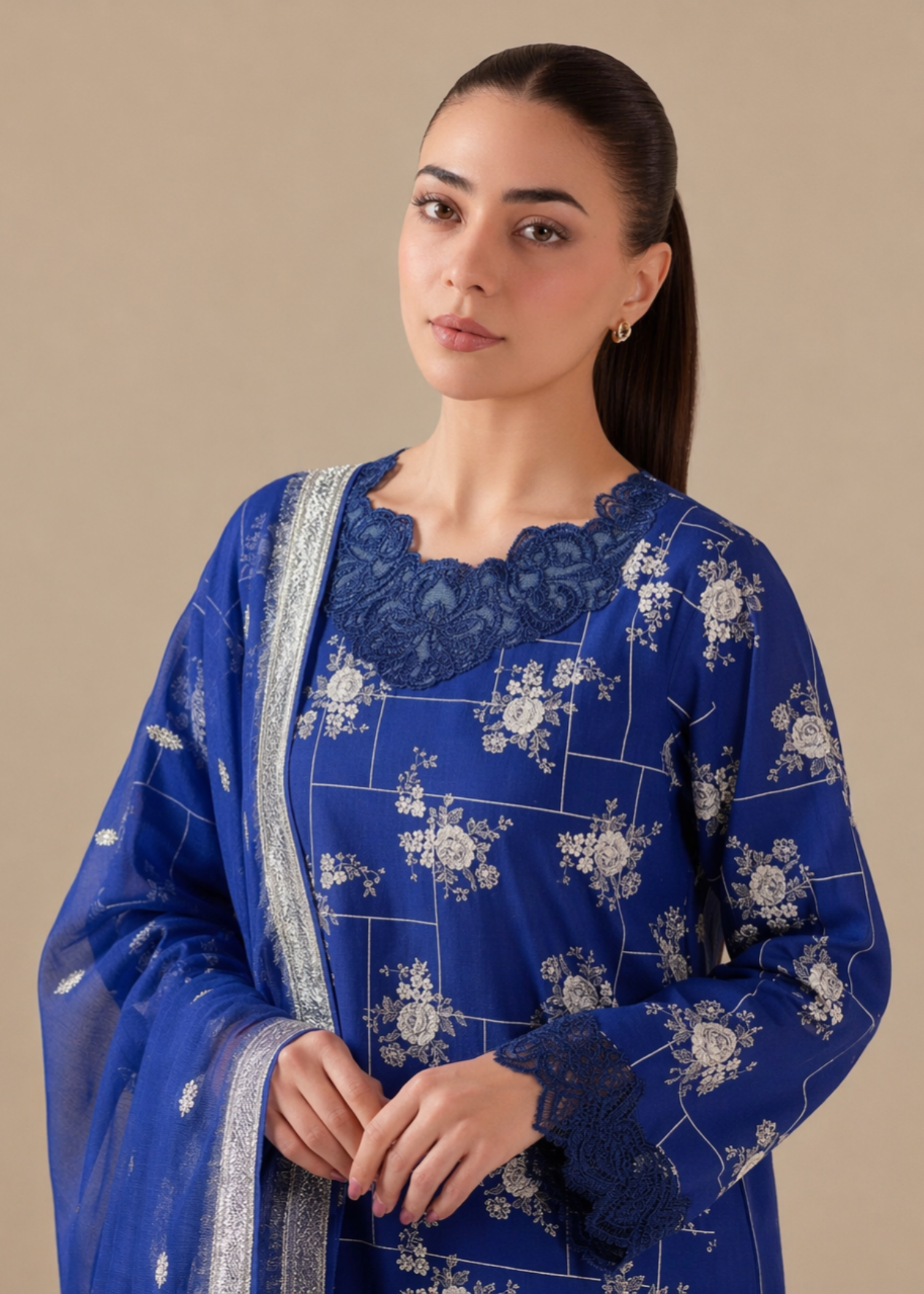 blended grip silk Kurta Set in Blue