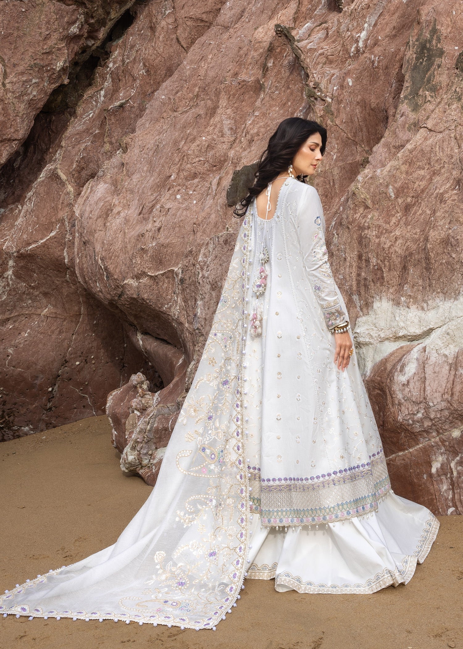 Festive Luxury Lawn – Noor