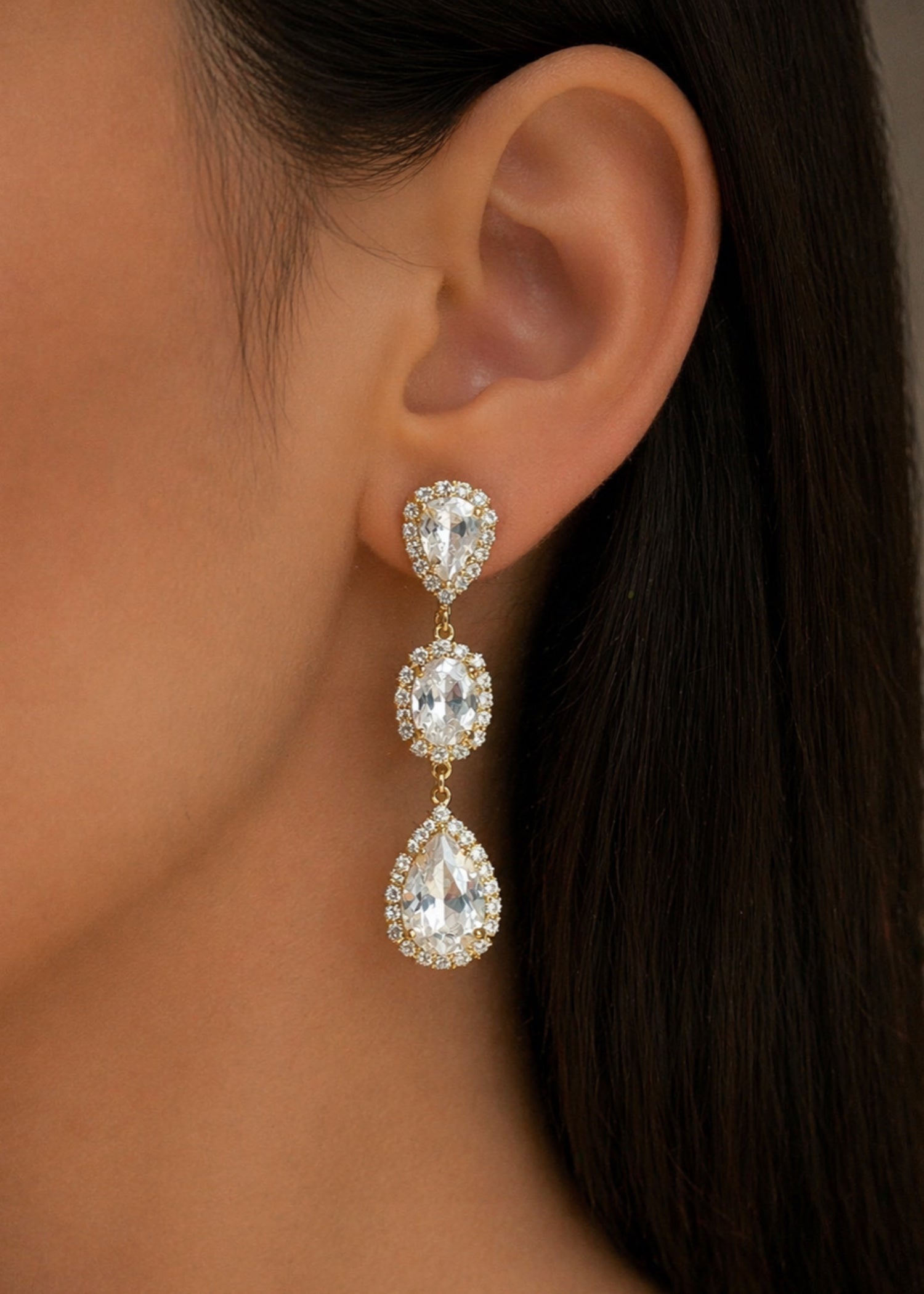 Earrings in White, champagne, gold Color by - Trendy Women Earrings ZVS6238