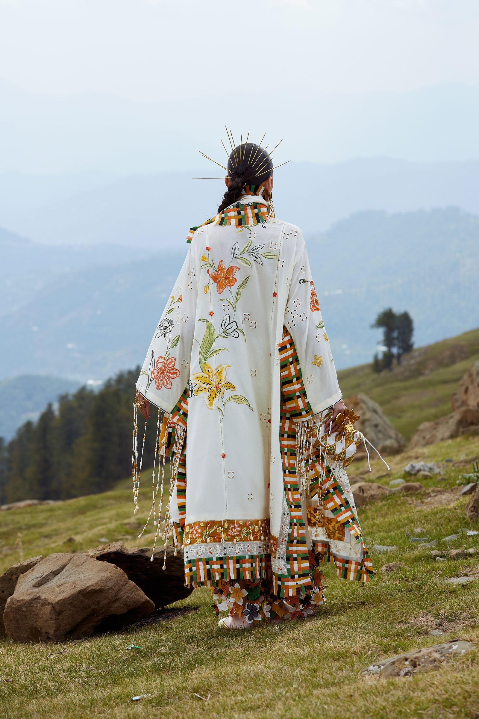 Kashmee Luxury Eid Lawn – SONAMARG (EL26-09 A)