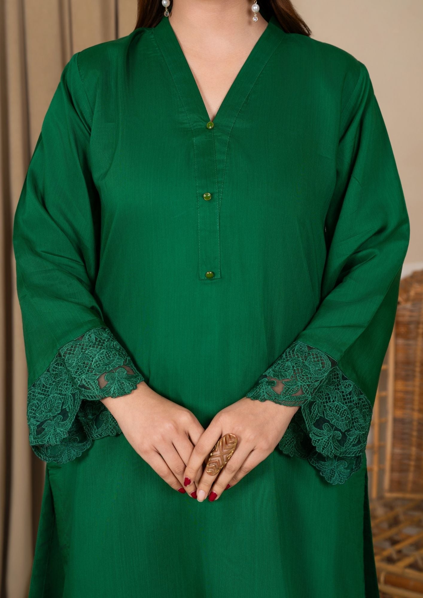 viscose raw silk Kurta Set in Bottle green