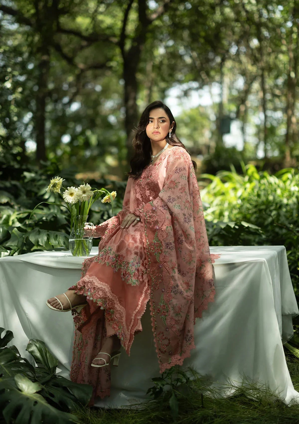 Luxury Lawn – ELQ-5a Endless Love