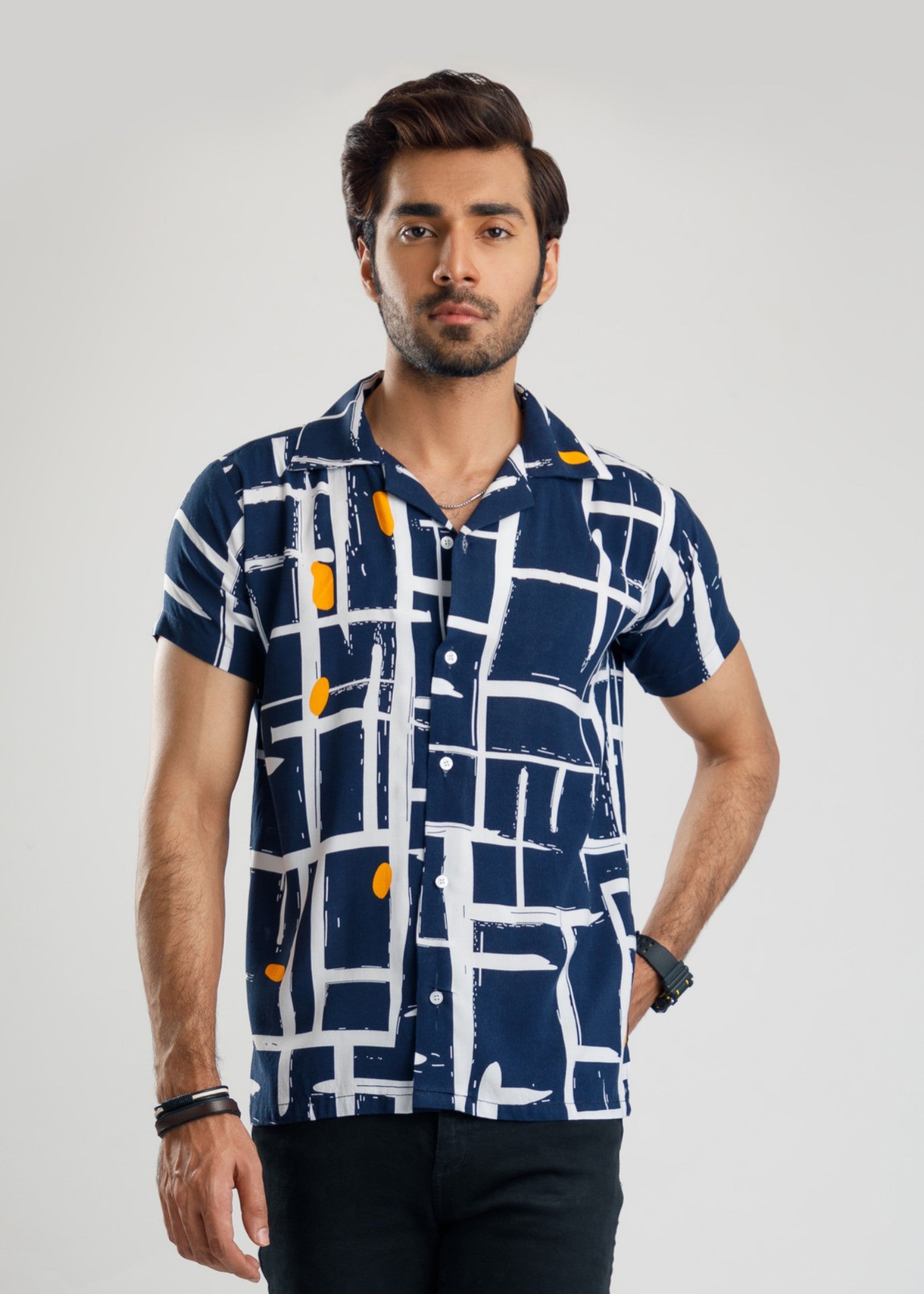 linen Casual Shirt in Navy blue, mustard, white