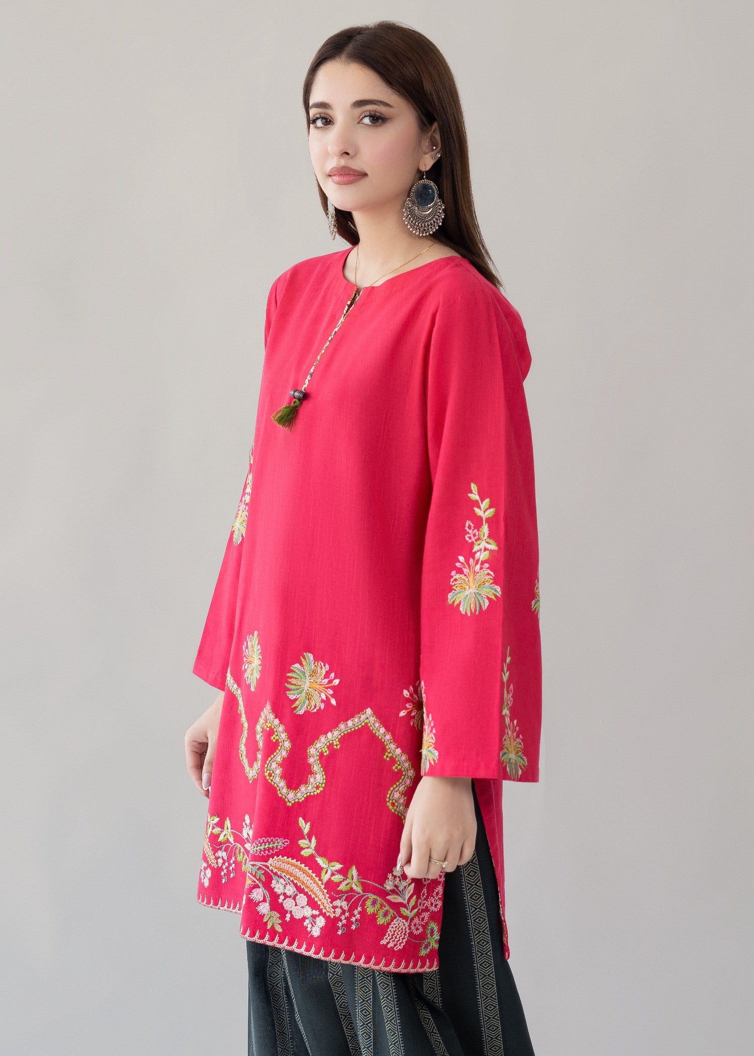 slub khaddar Kurta Set in Shocking pink