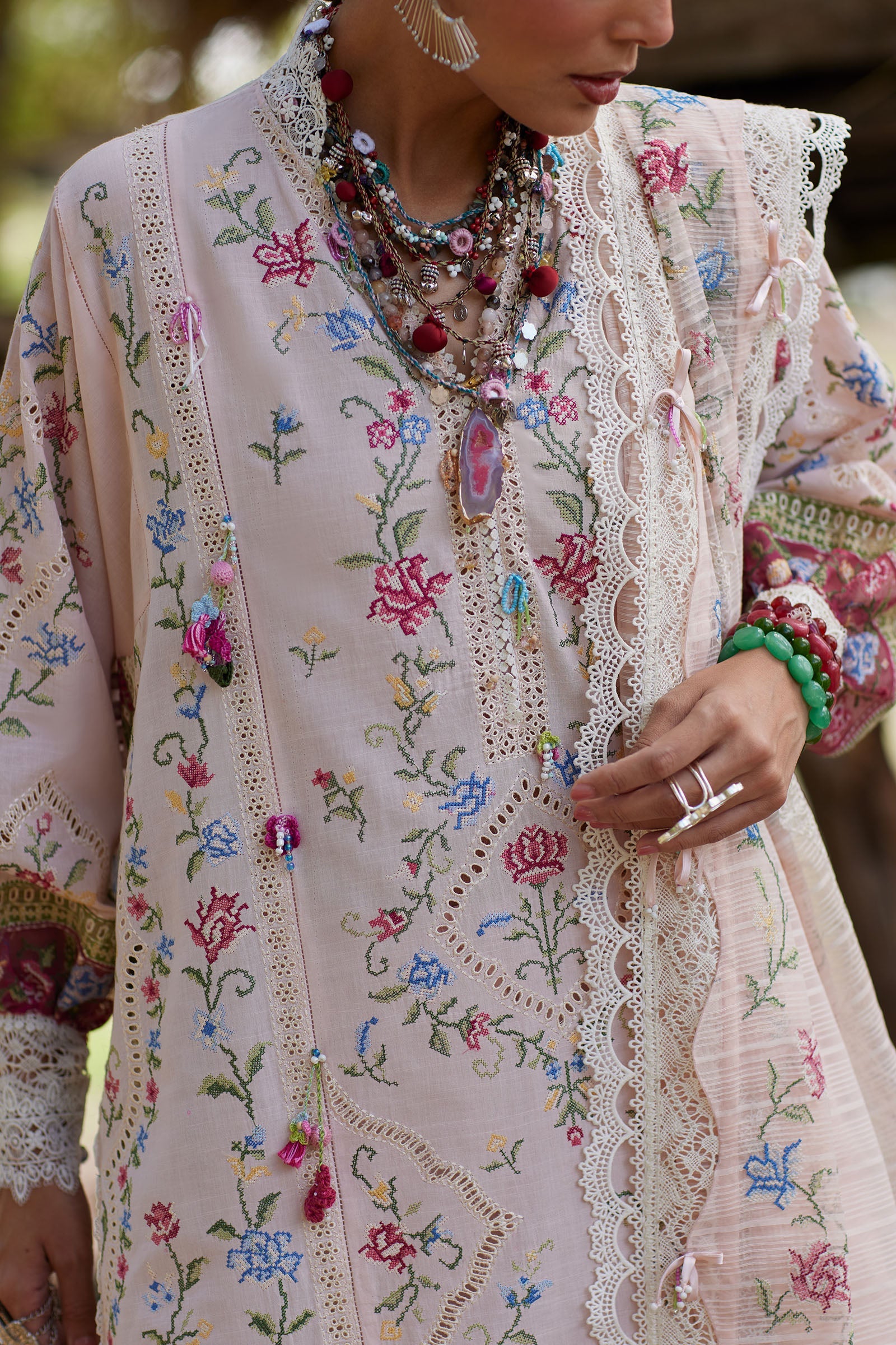Kashmee Luxury Eid Lawn – SOZRAAG (EL26-03 A)