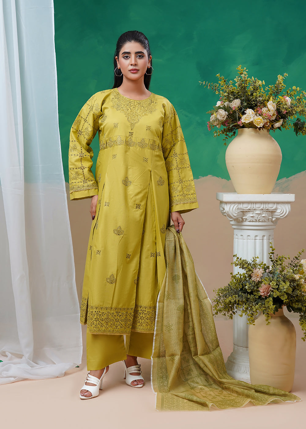lawn Pishwas in Olive green