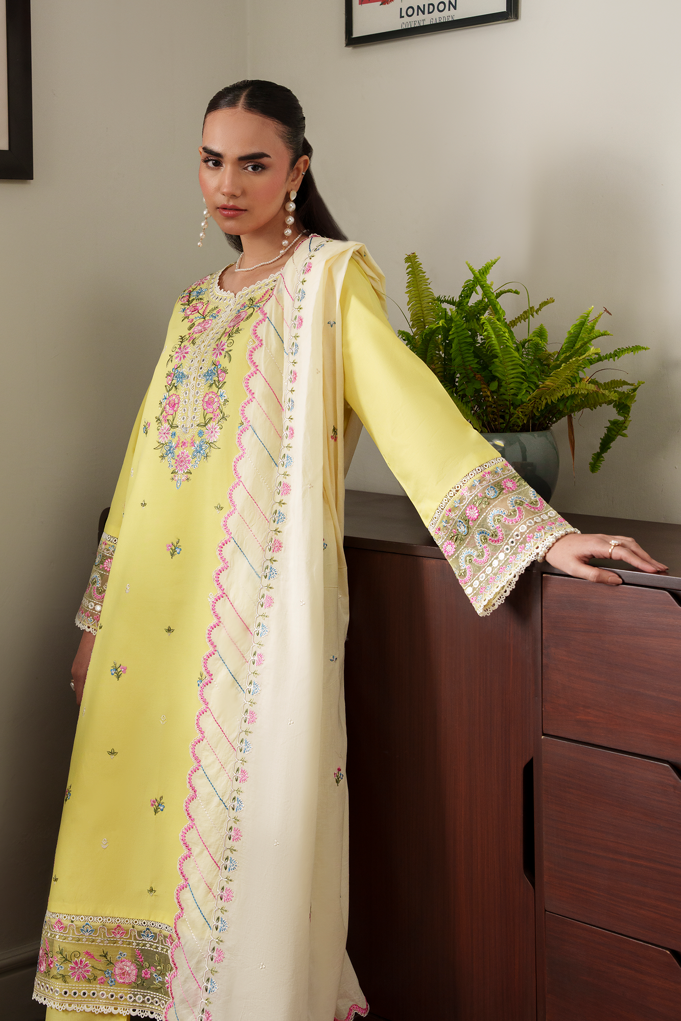 Pret Eid Edit RTW – Reya