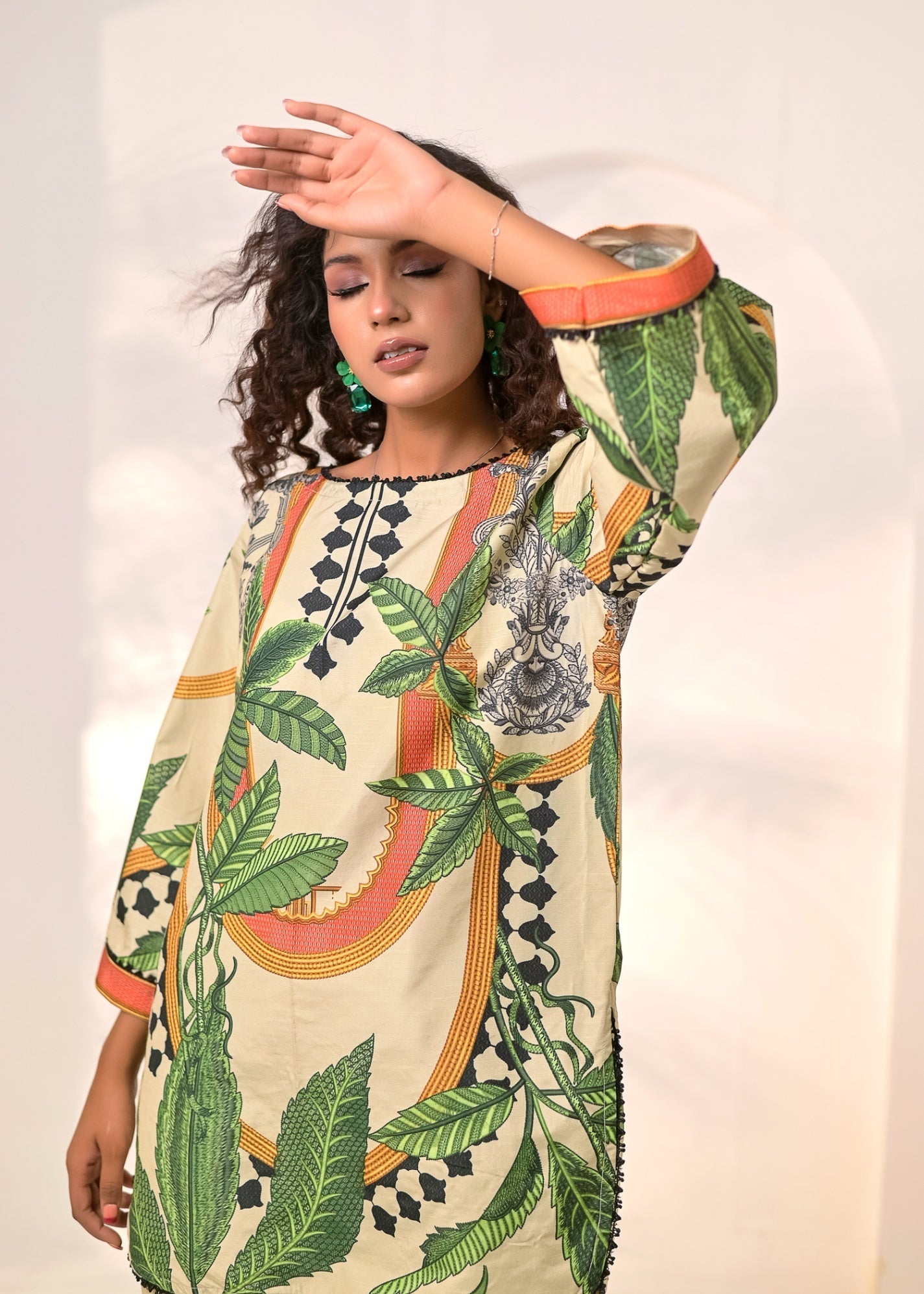 poly silk Co Ord Sets in Green, cream