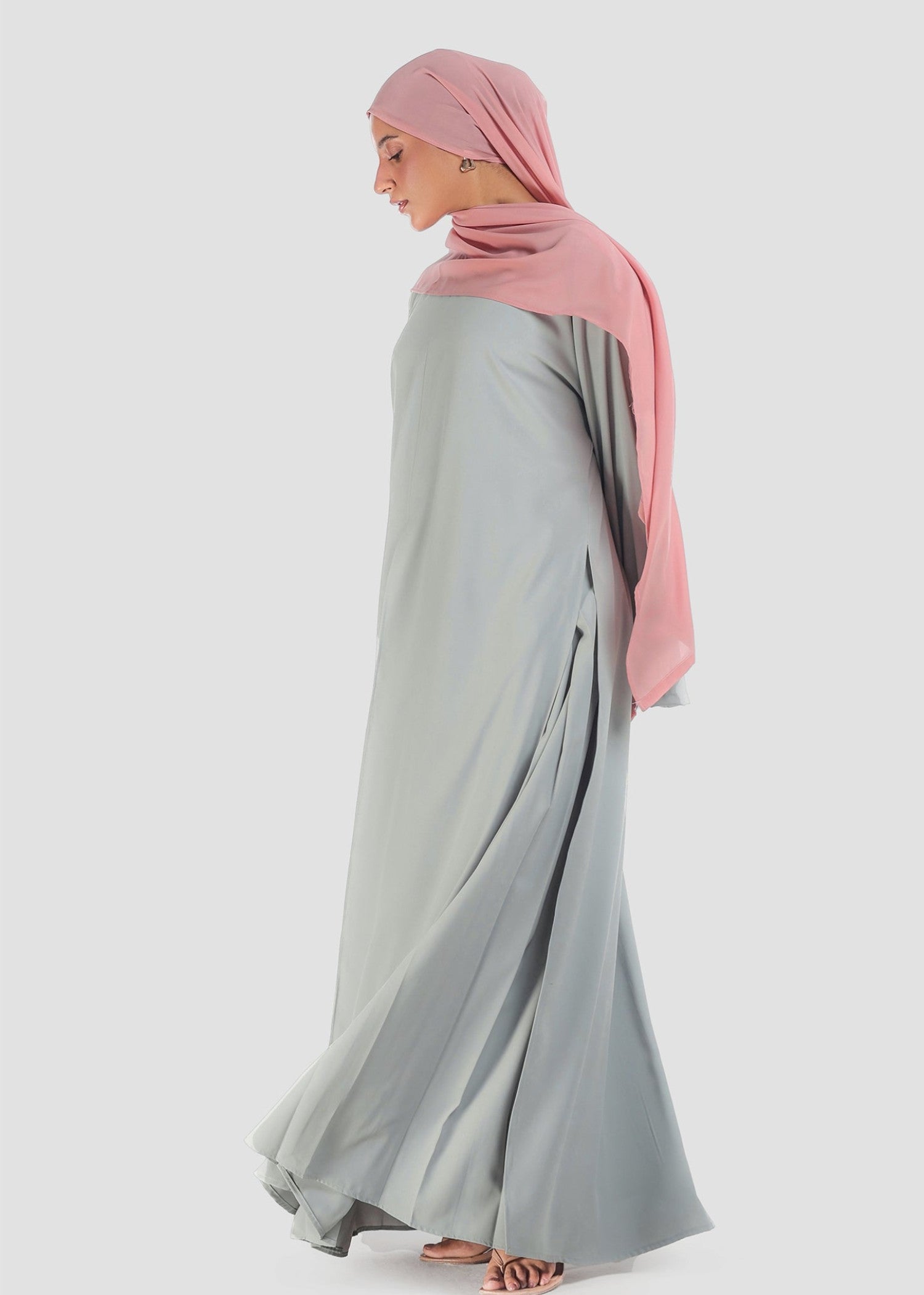 polyester Abaya in Ash grey