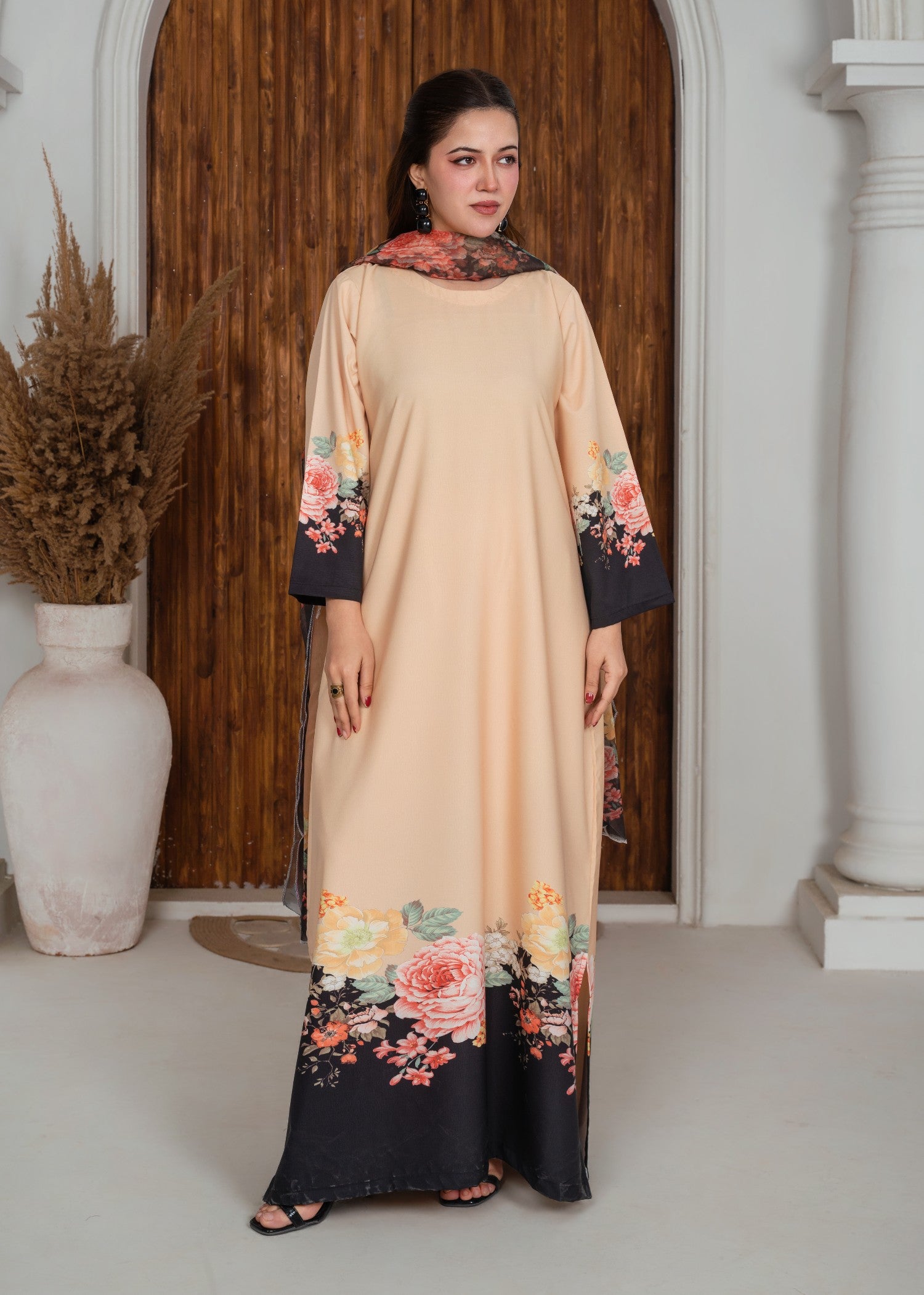silk crepe Kurta Set in Off-white