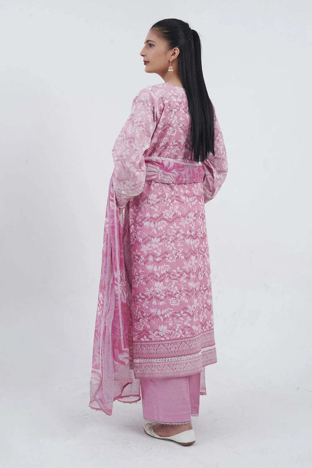 lawn Unstitched in Pale pink