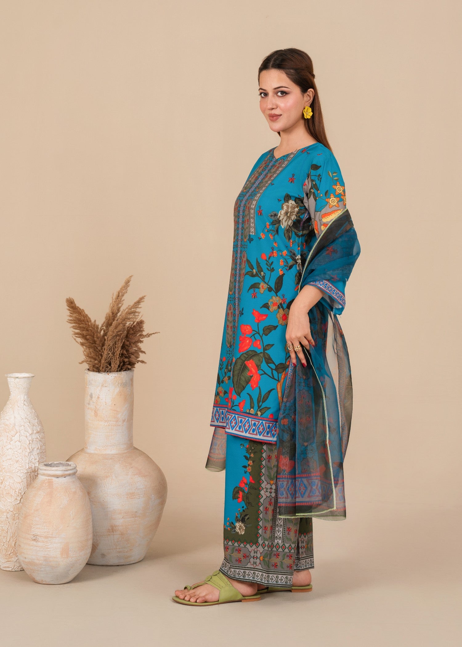 silk crepe Kurta Set in Royal blue