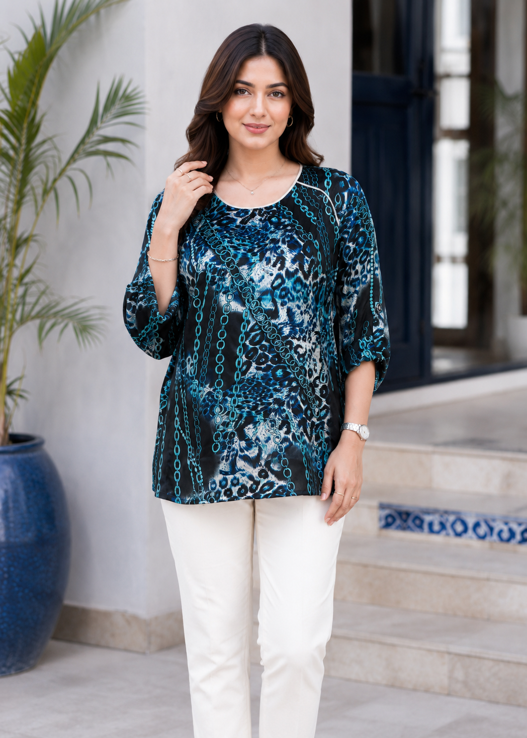 poly silk Top in Black, carolina blue