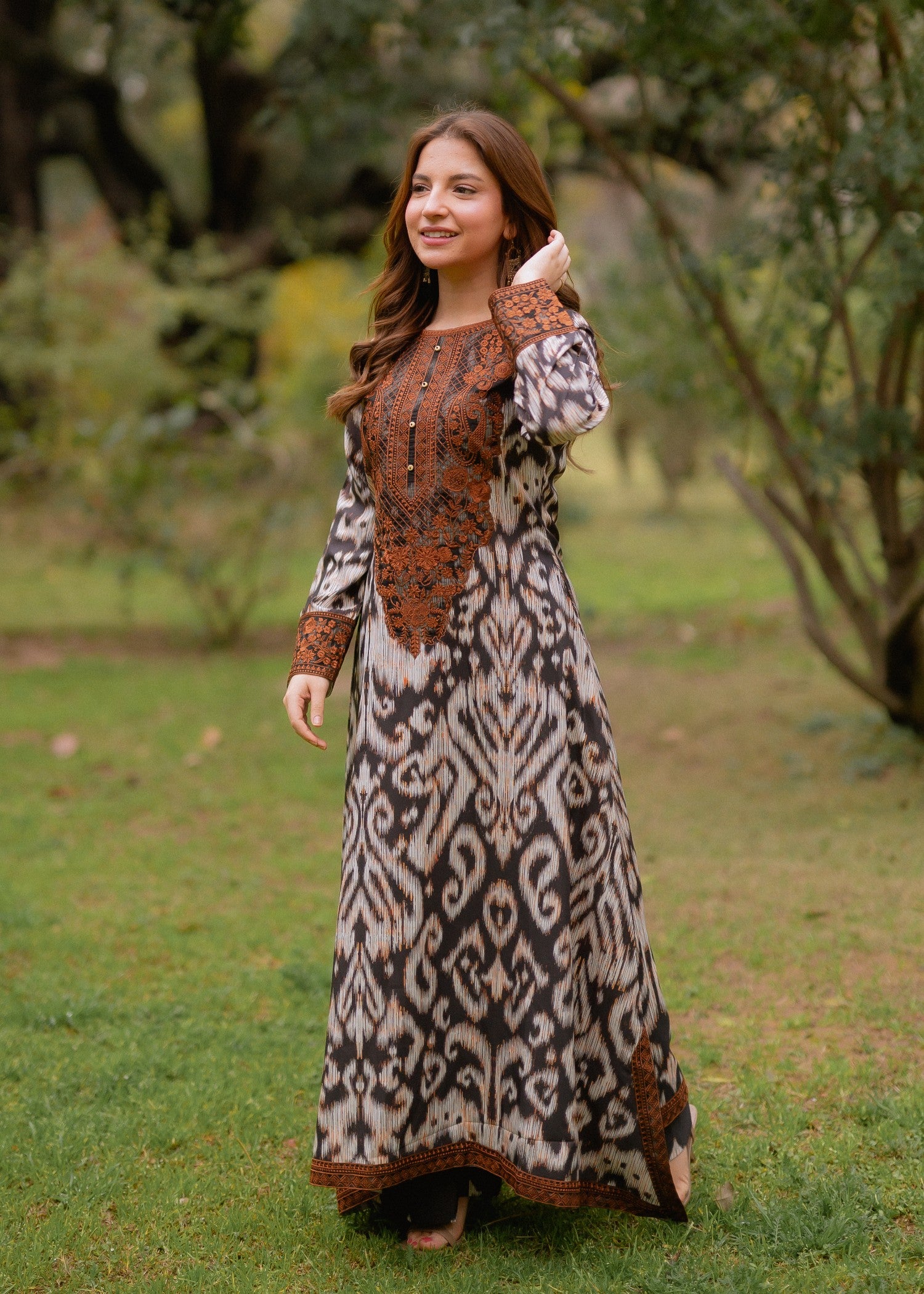 poly silk Kurta Set in Black, burnt umber, khaki brown
