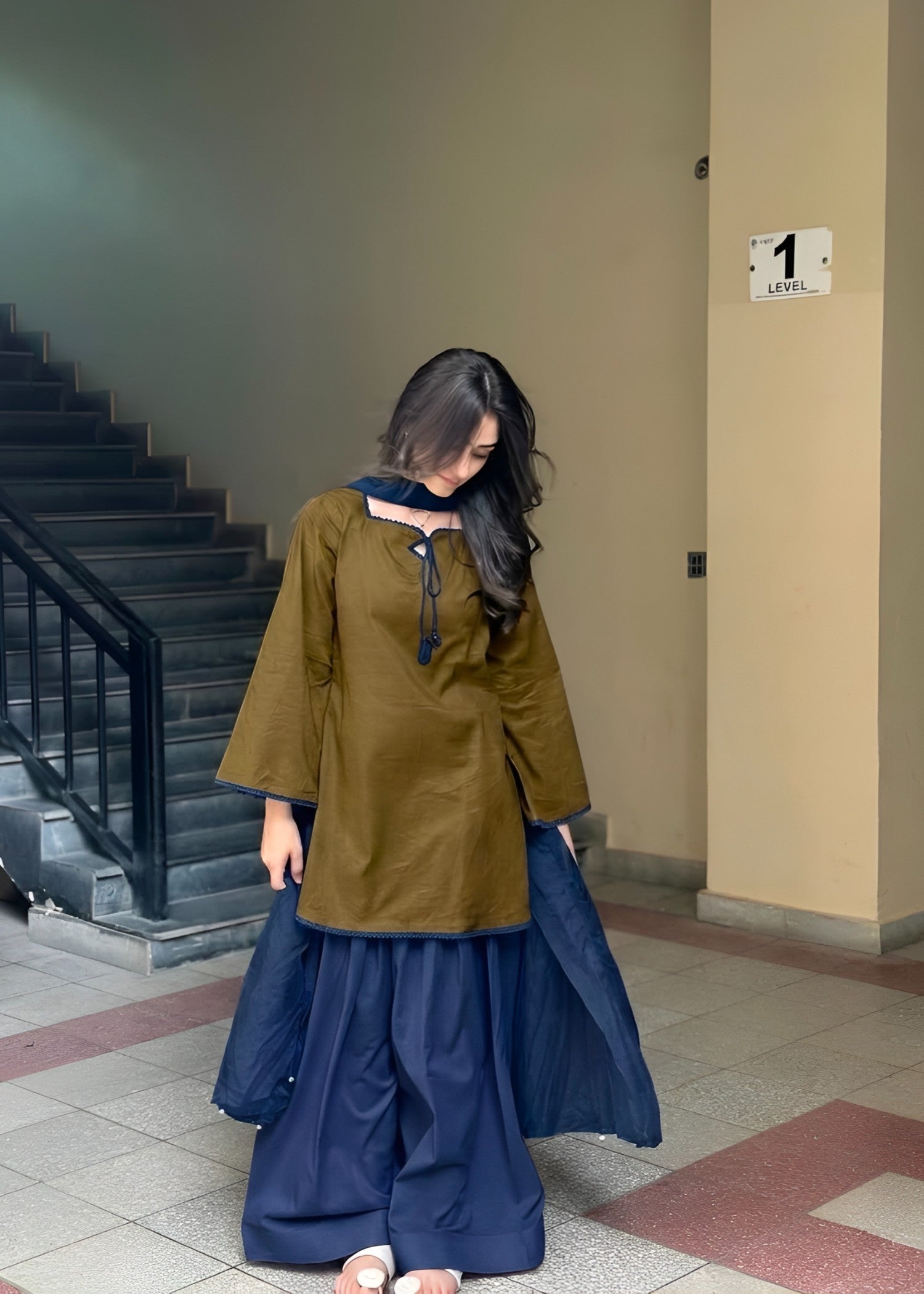linen Kurta Set in Walnut brown, navy blue
