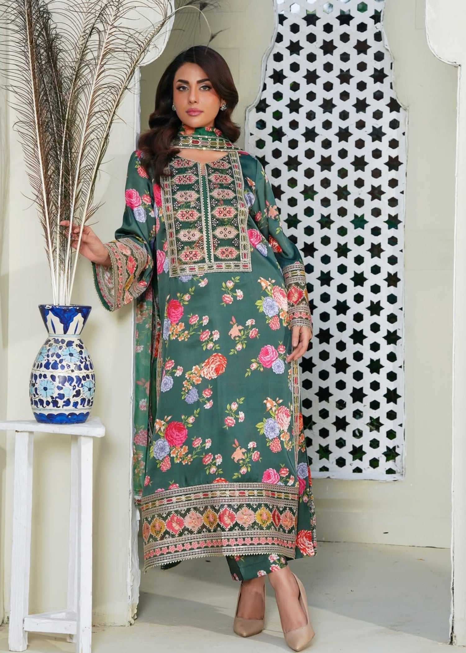 banarasi resham silk Kurta Set in Green