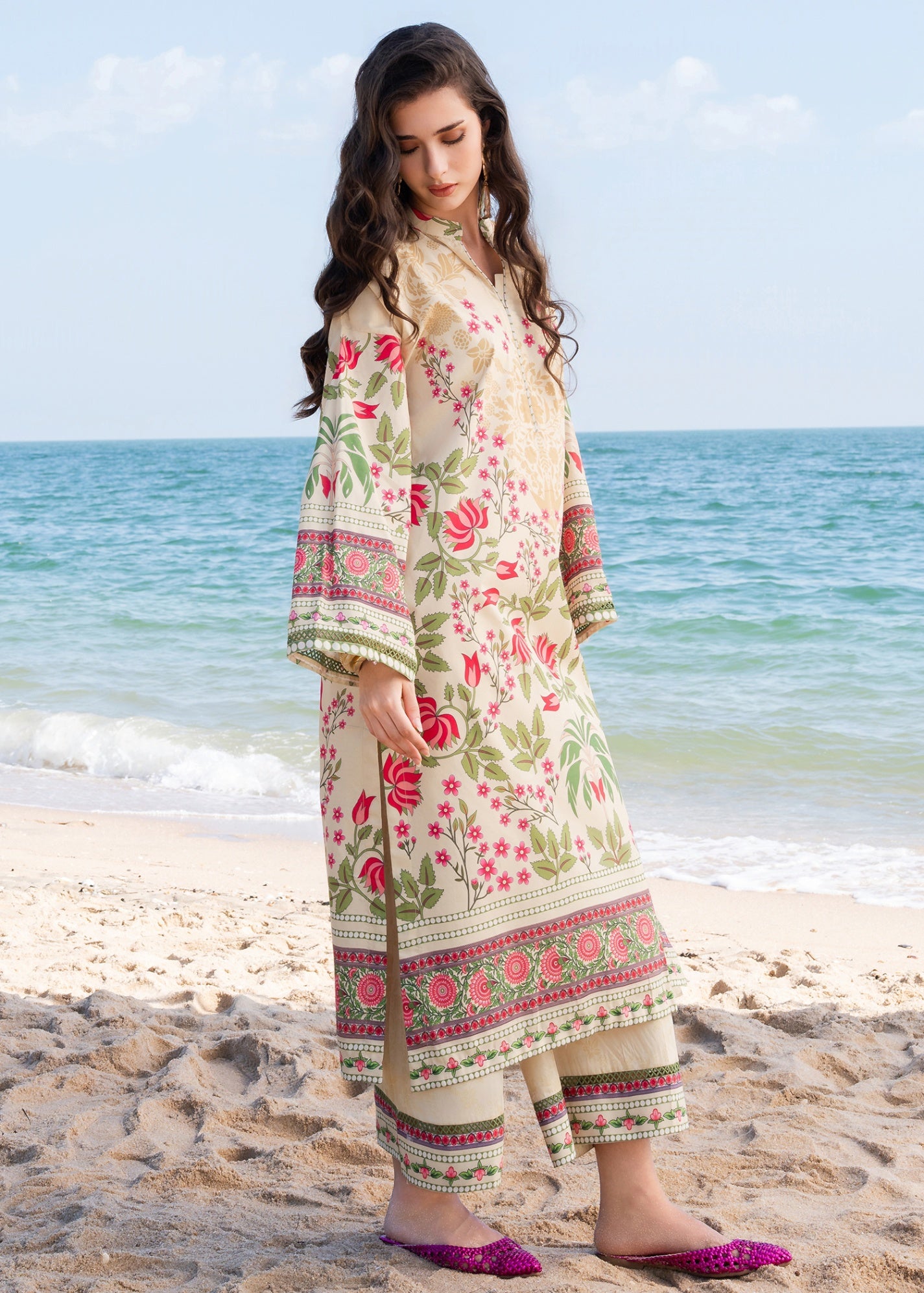 silk grip Kurta Set in Multi