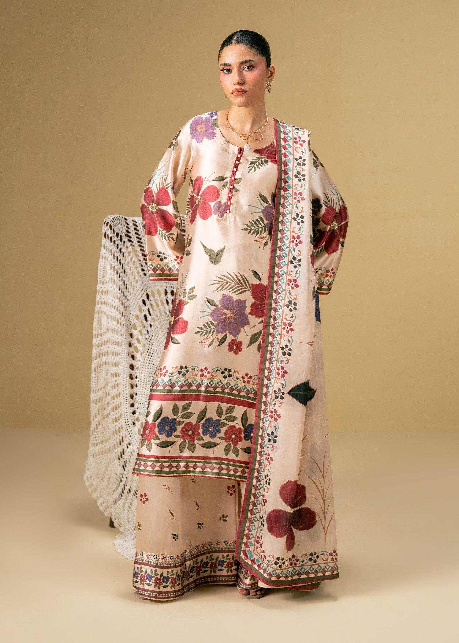 charmuse/shamooz Kurta Set in Beige