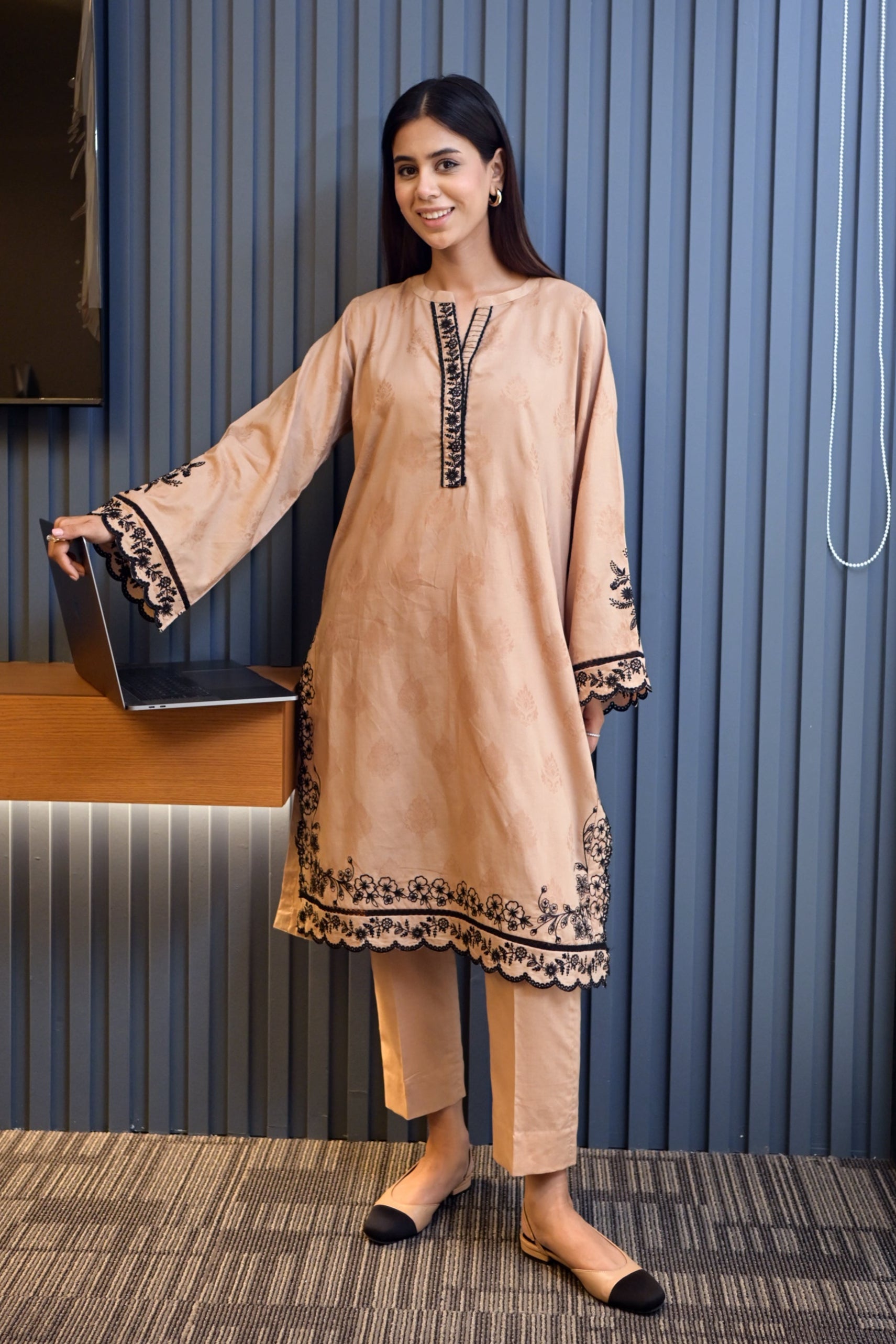 jacquard Kurti in Tan brown