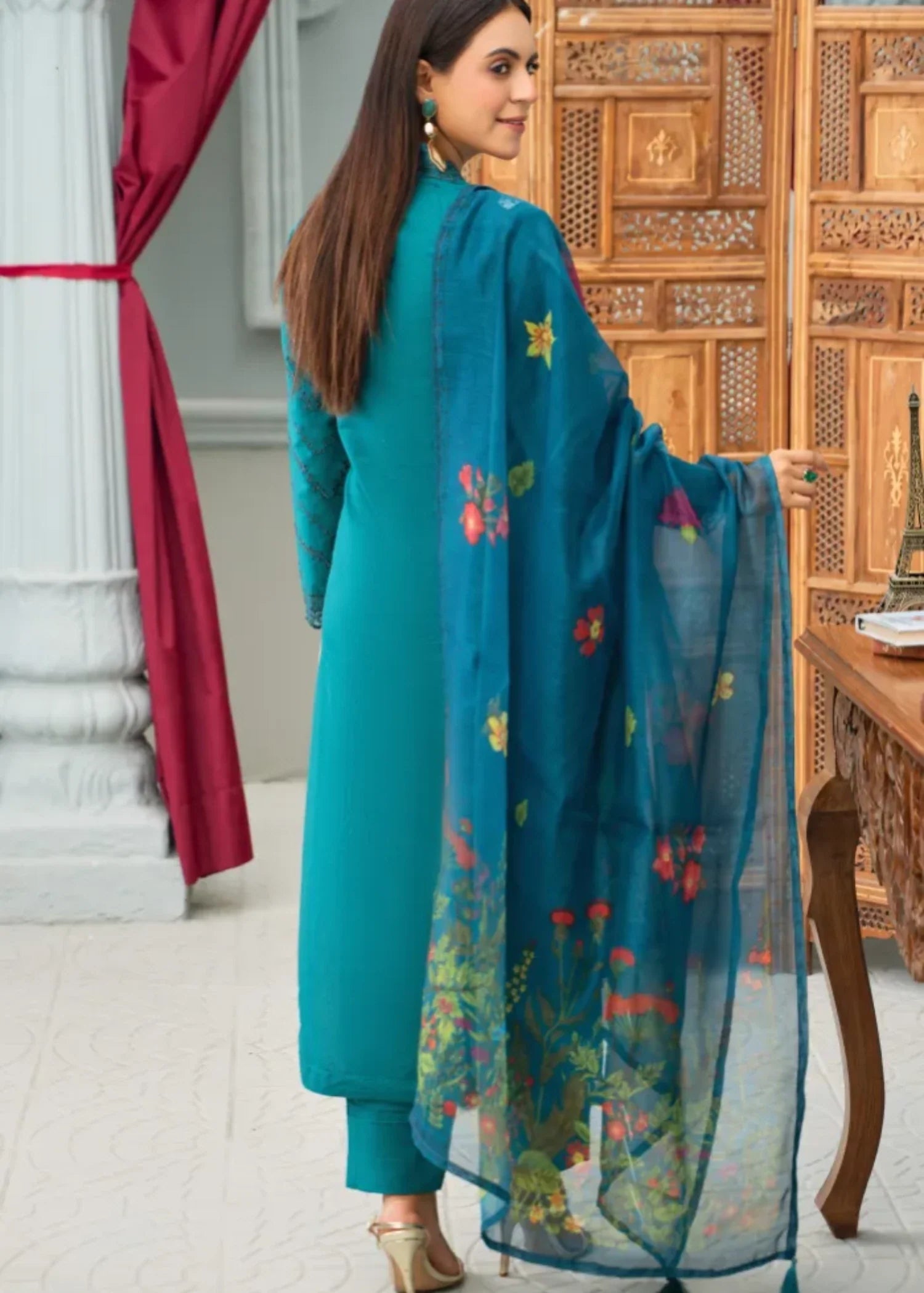 cambric cotton Kurta Set in Teal
