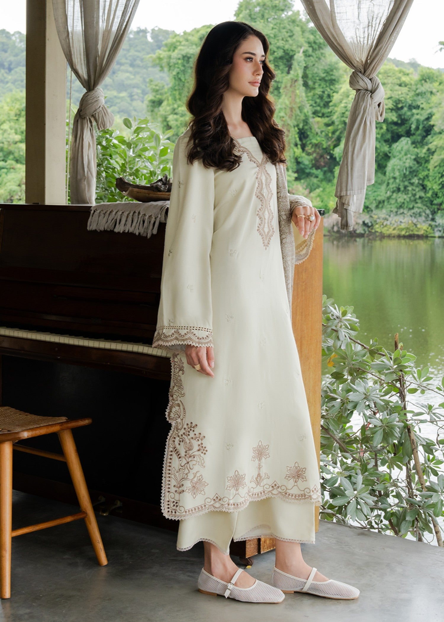 wool Unstitched in Cream