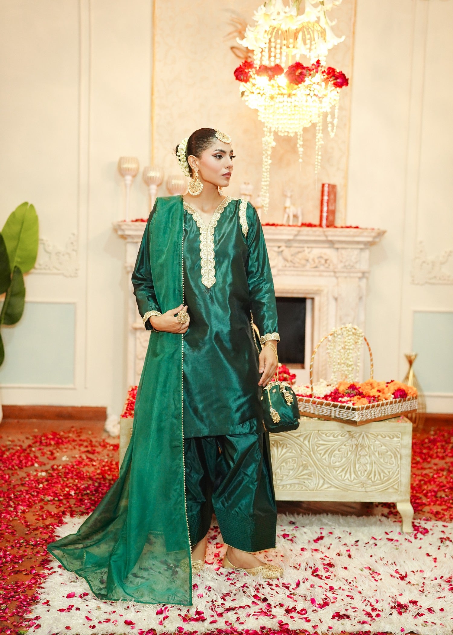 korean raw silk Kurta Set in Green