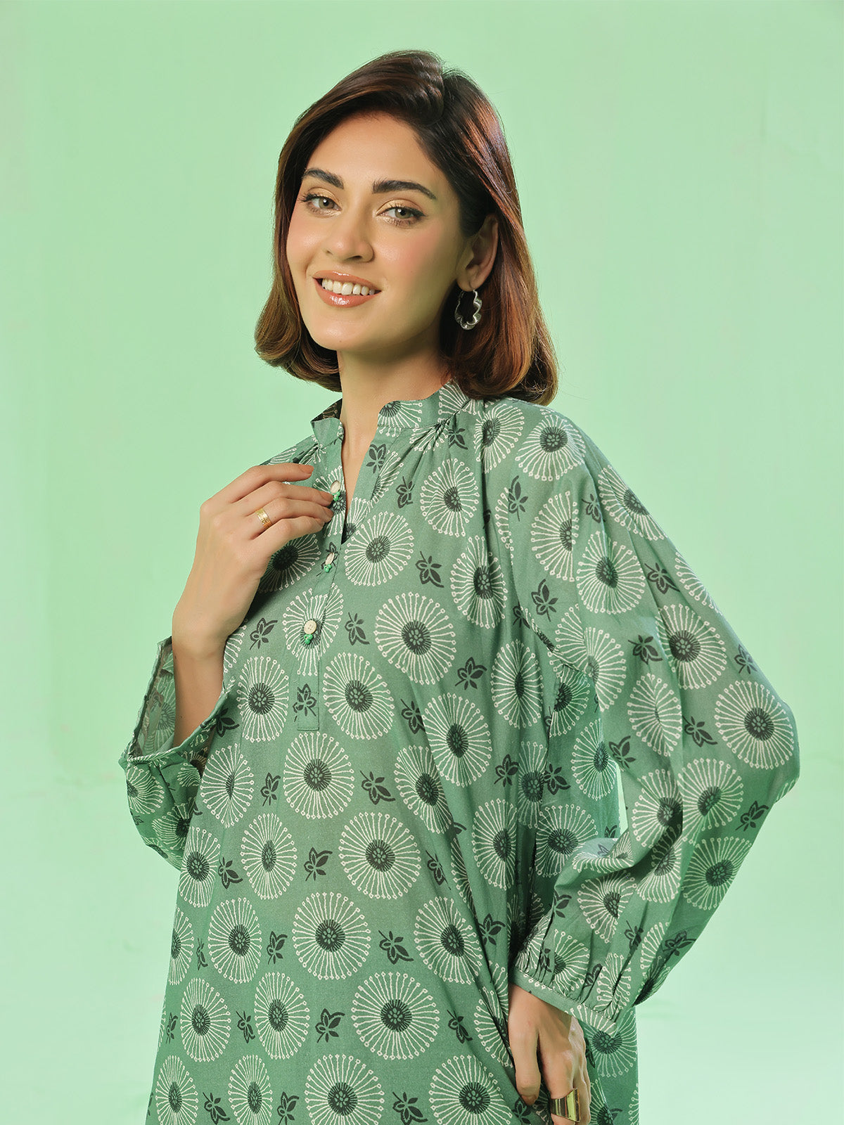 zari lawn Unstitched in Lawn green