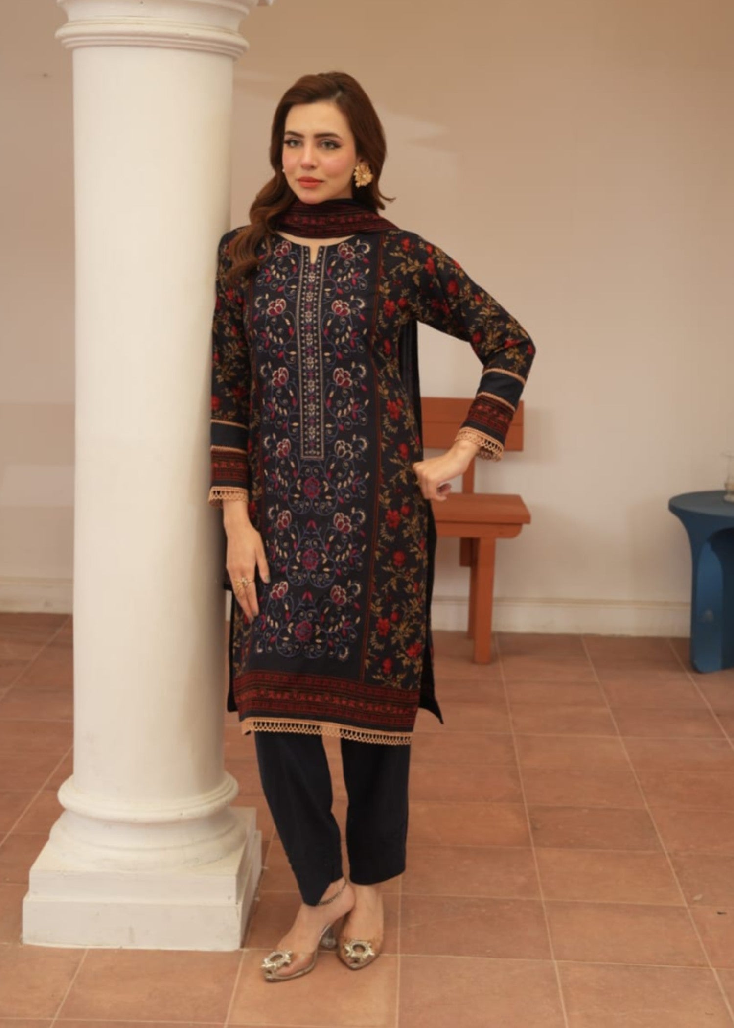 dhanak Kurta Set in Navy blue