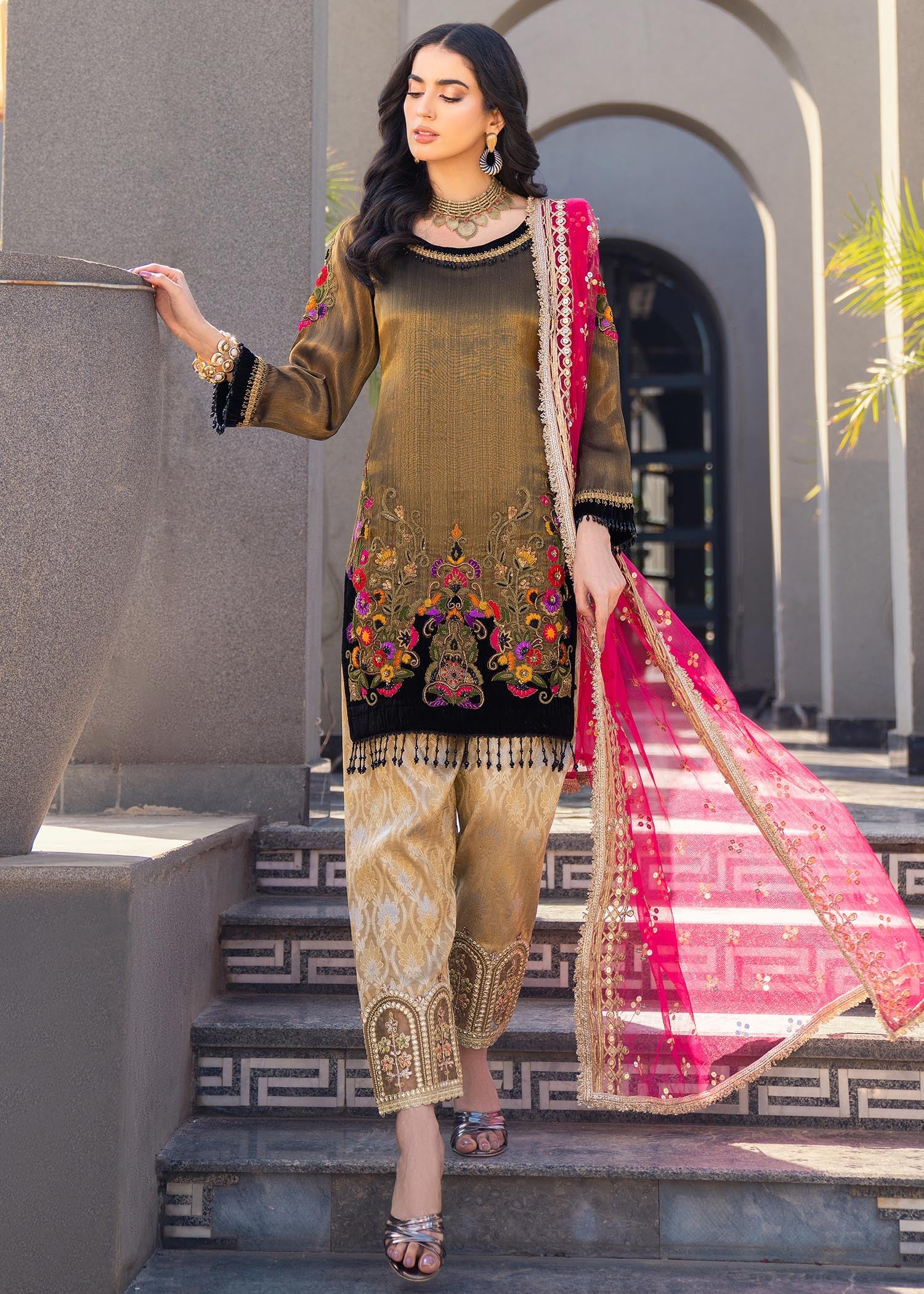 masuri Kurta Set in Golden brown