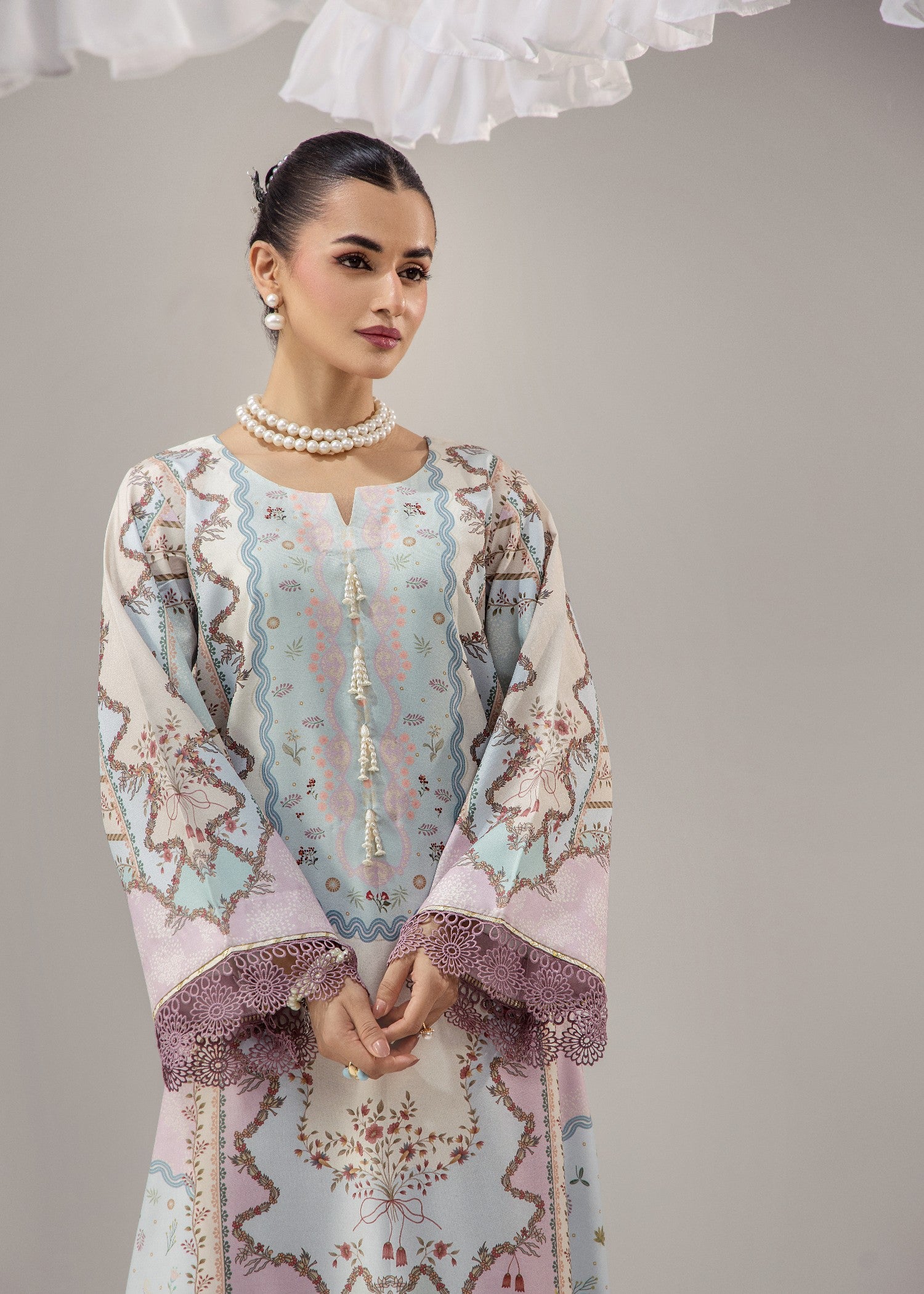poly lawn Kaftan in Multi
