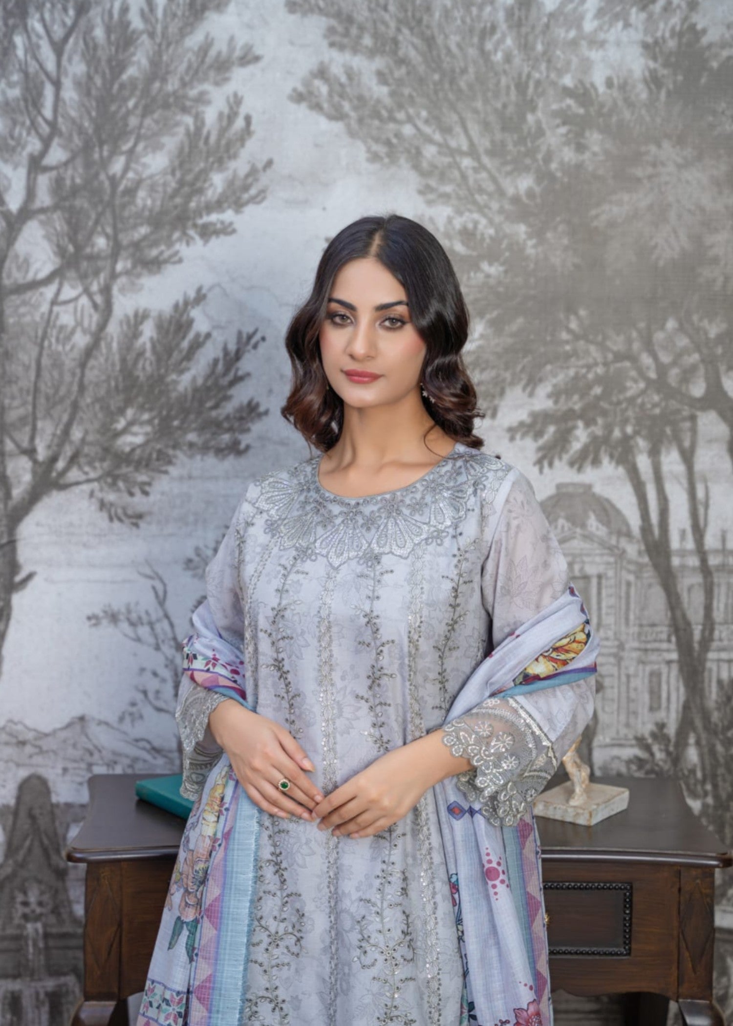 lawn cotton Kurta Set in Ash grey