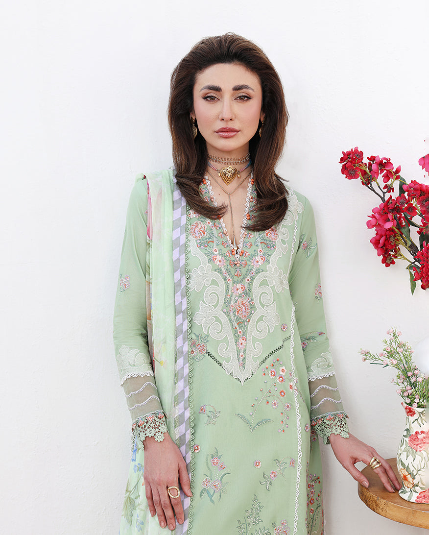 Floral Reveire Lawn – Daydream Gleam