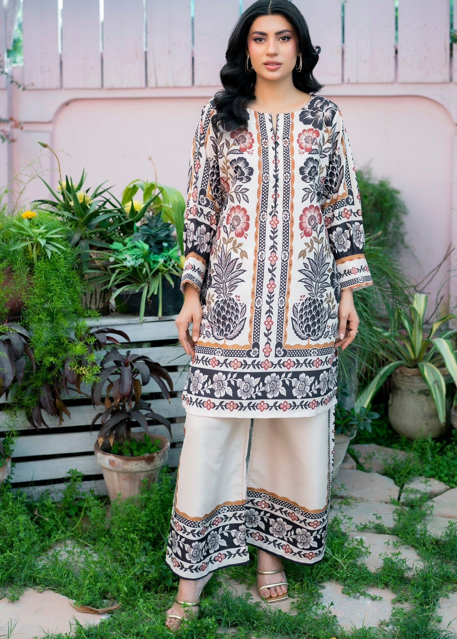poly lawn Co Ord Sets in Wheat, jet black