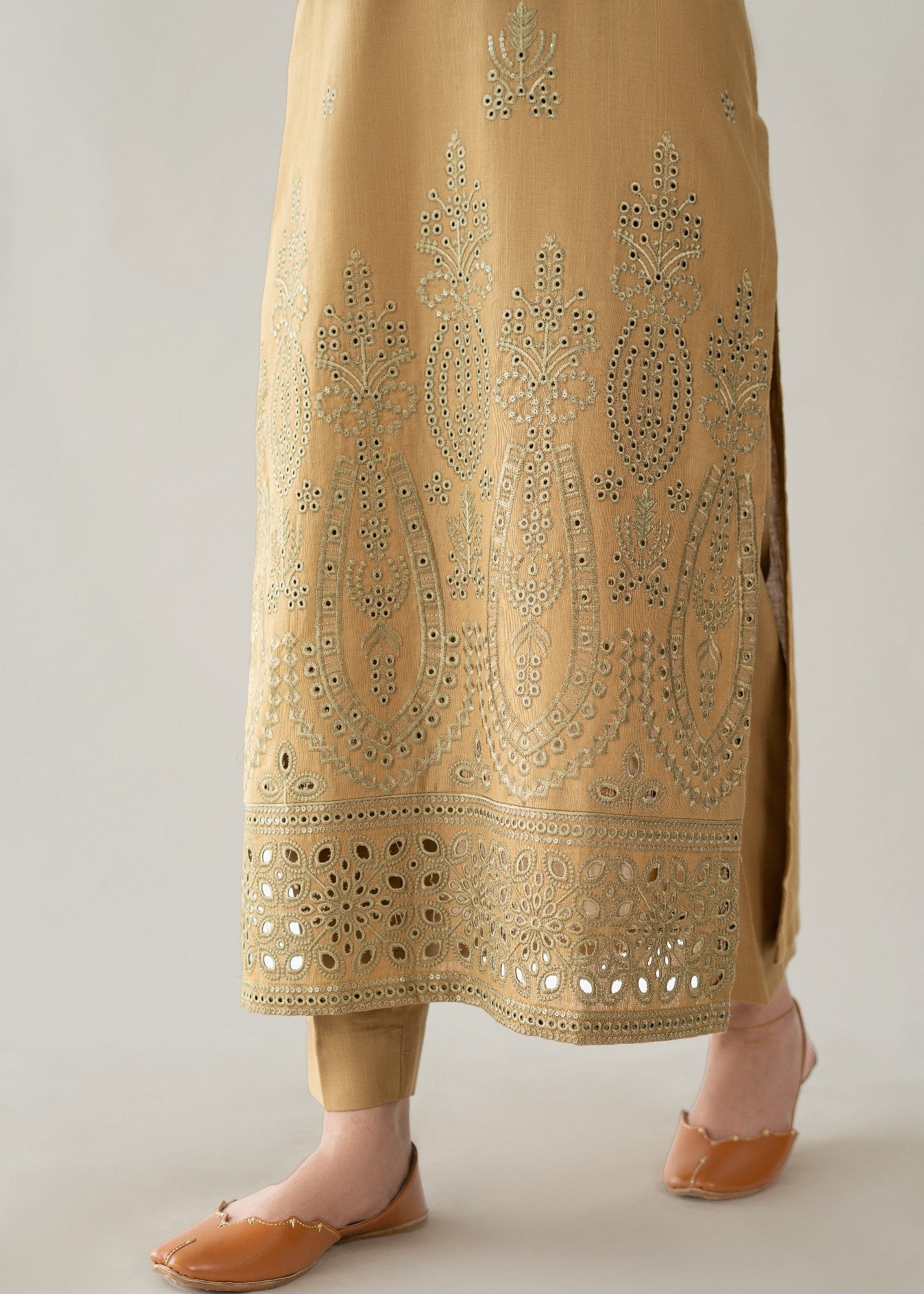 slub khaddar Kurta Set in Brown