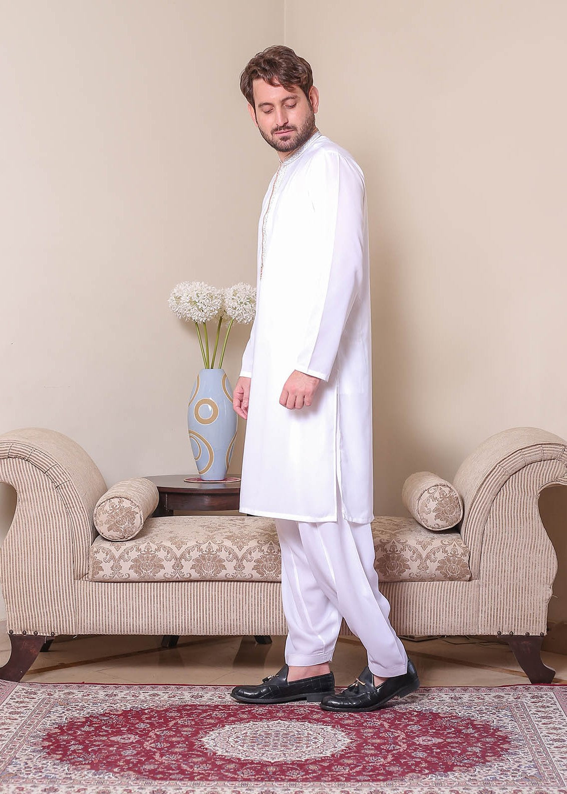 georgette Shalwar Kameez in Off-white