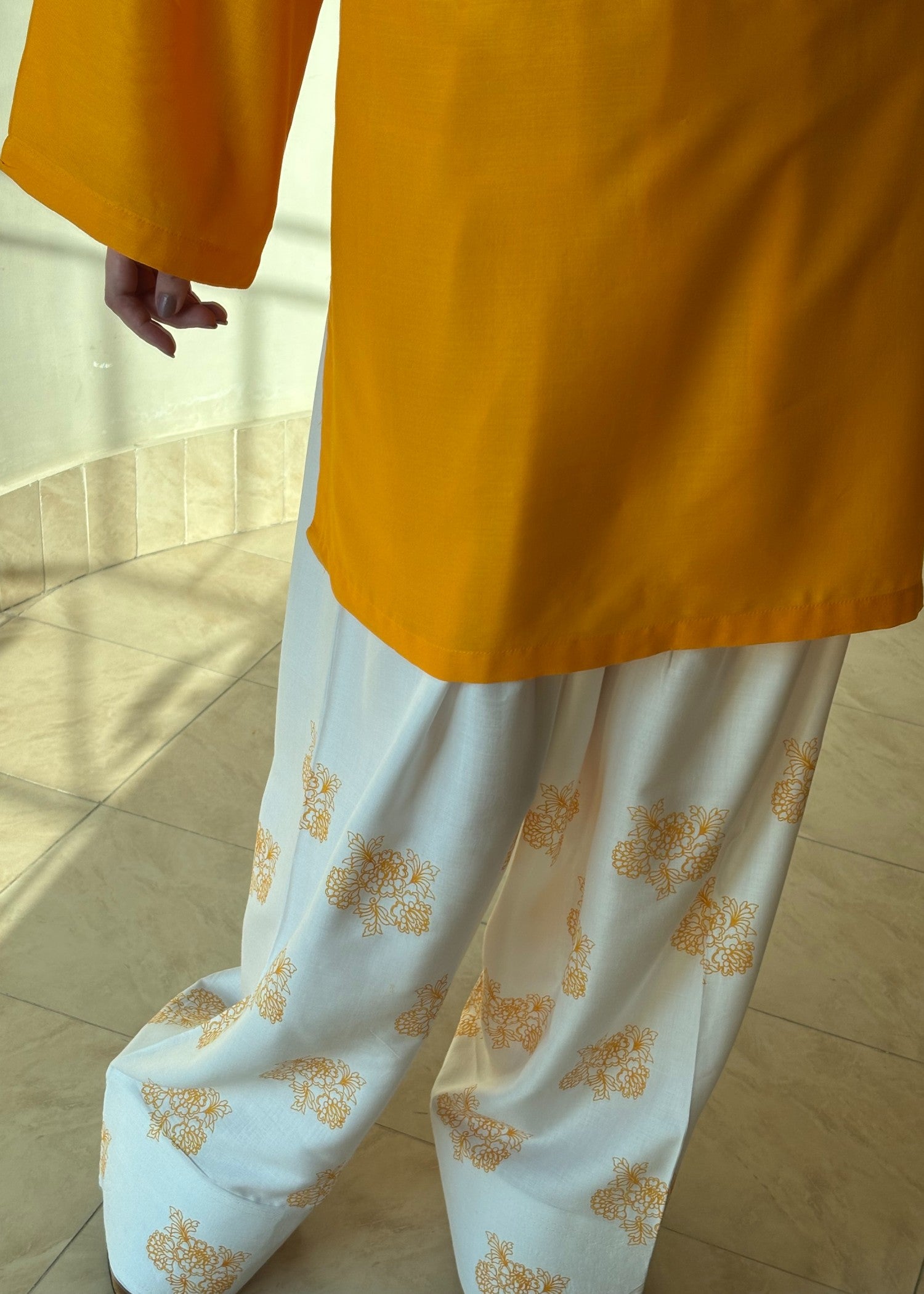 linen Kurta Set in Yellow, white