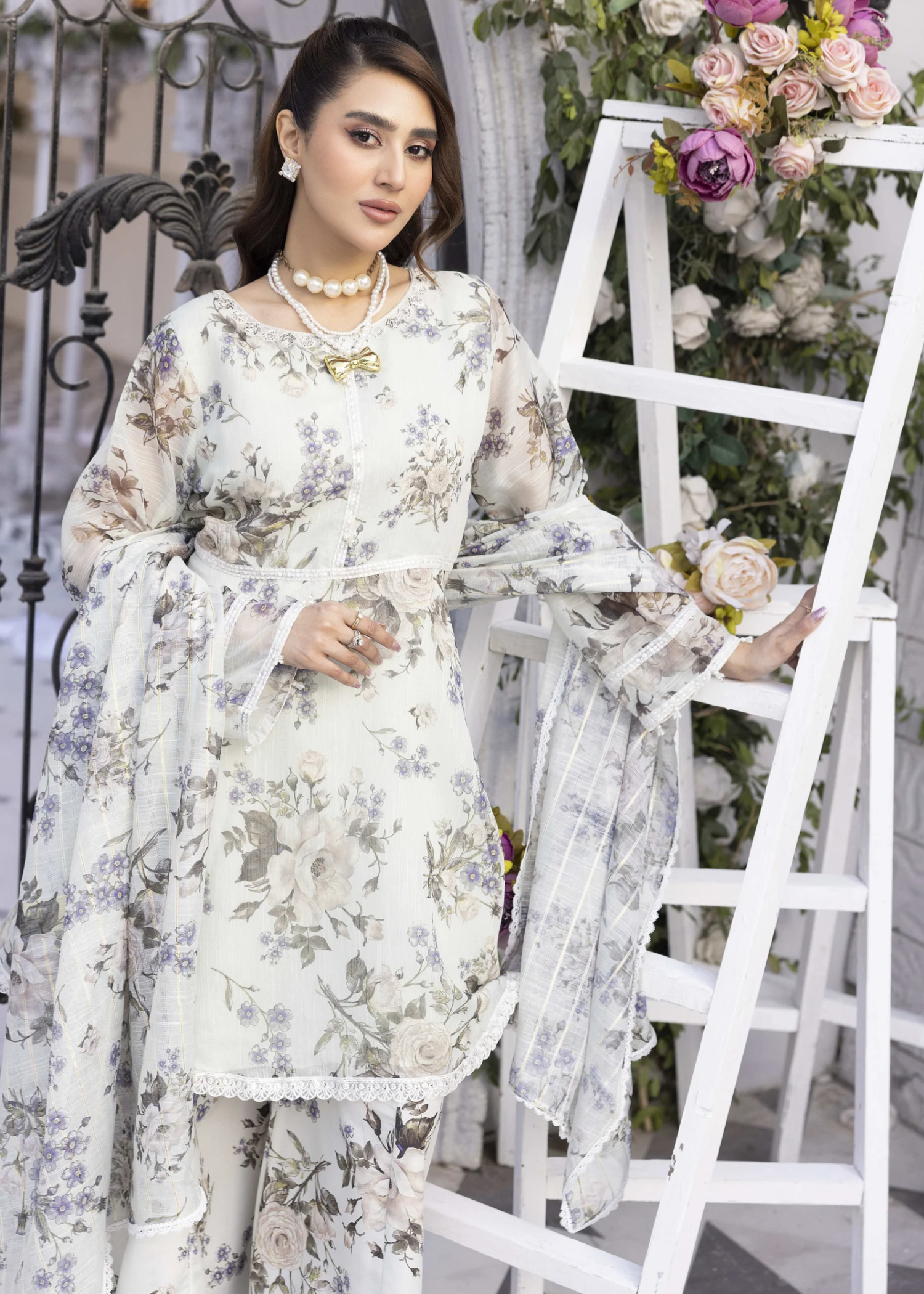 crepe Sharara in White